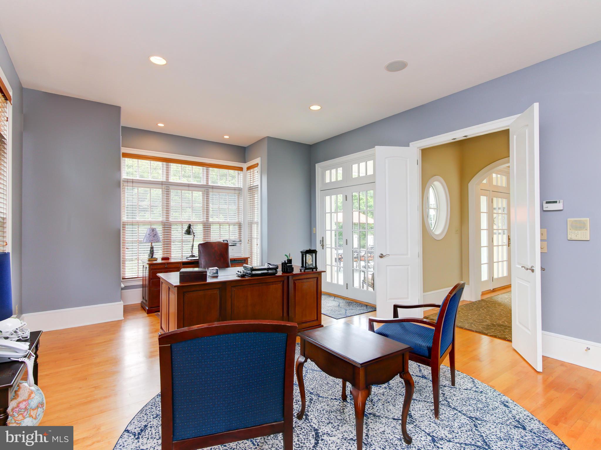 FIVORMOR - Residential