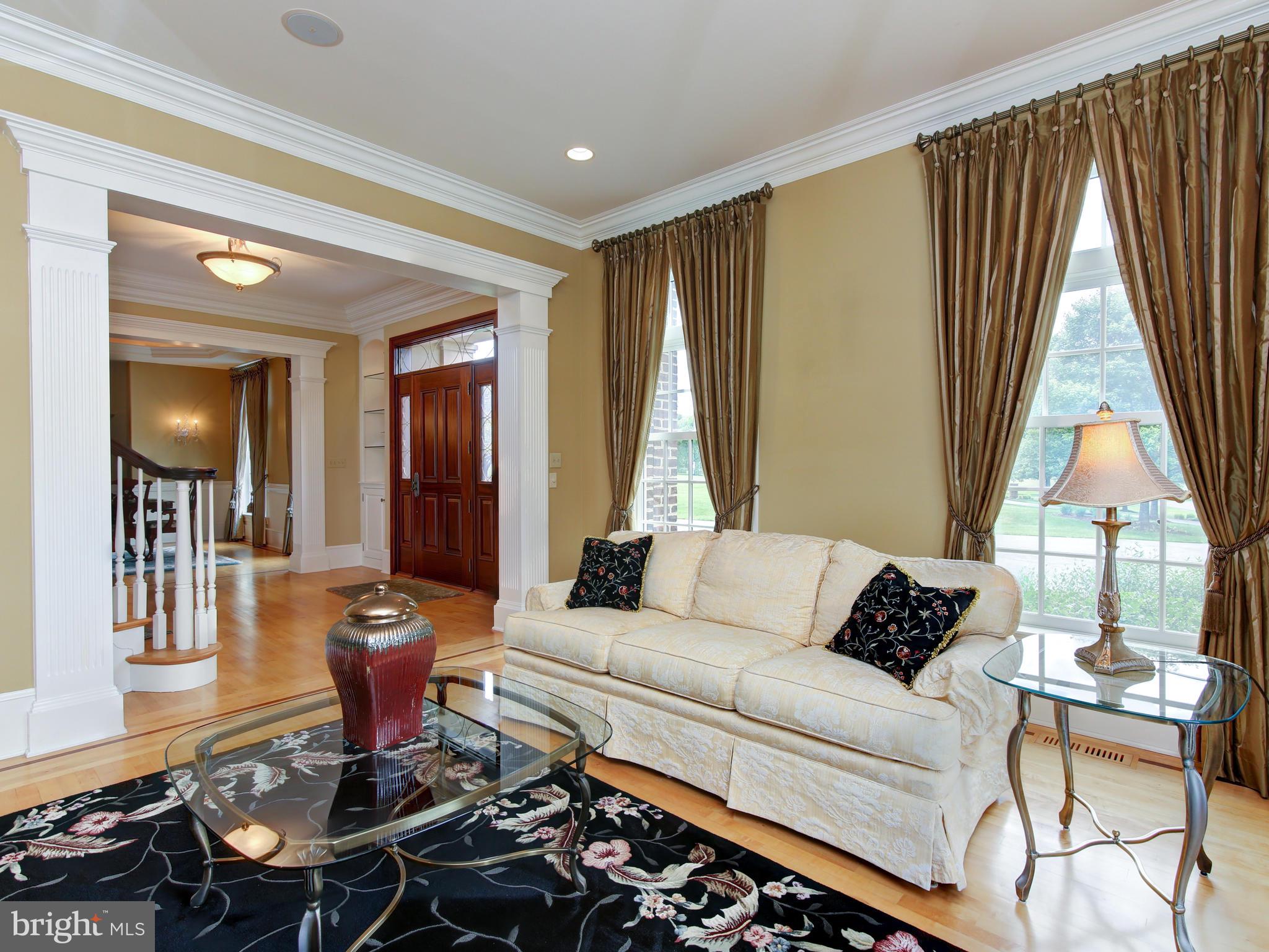 FIVORMOR - Residential