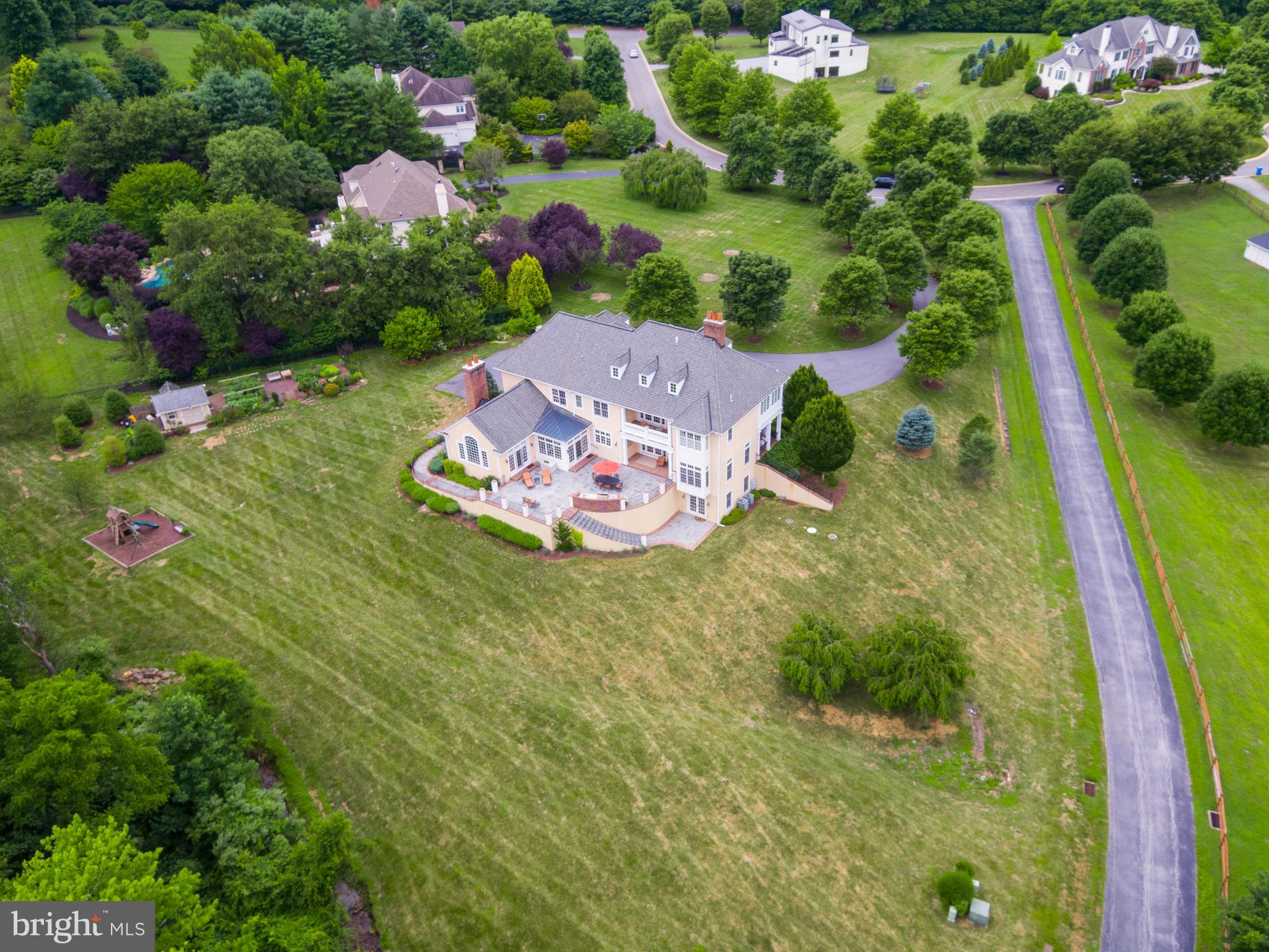 FIVORMOR - Residential