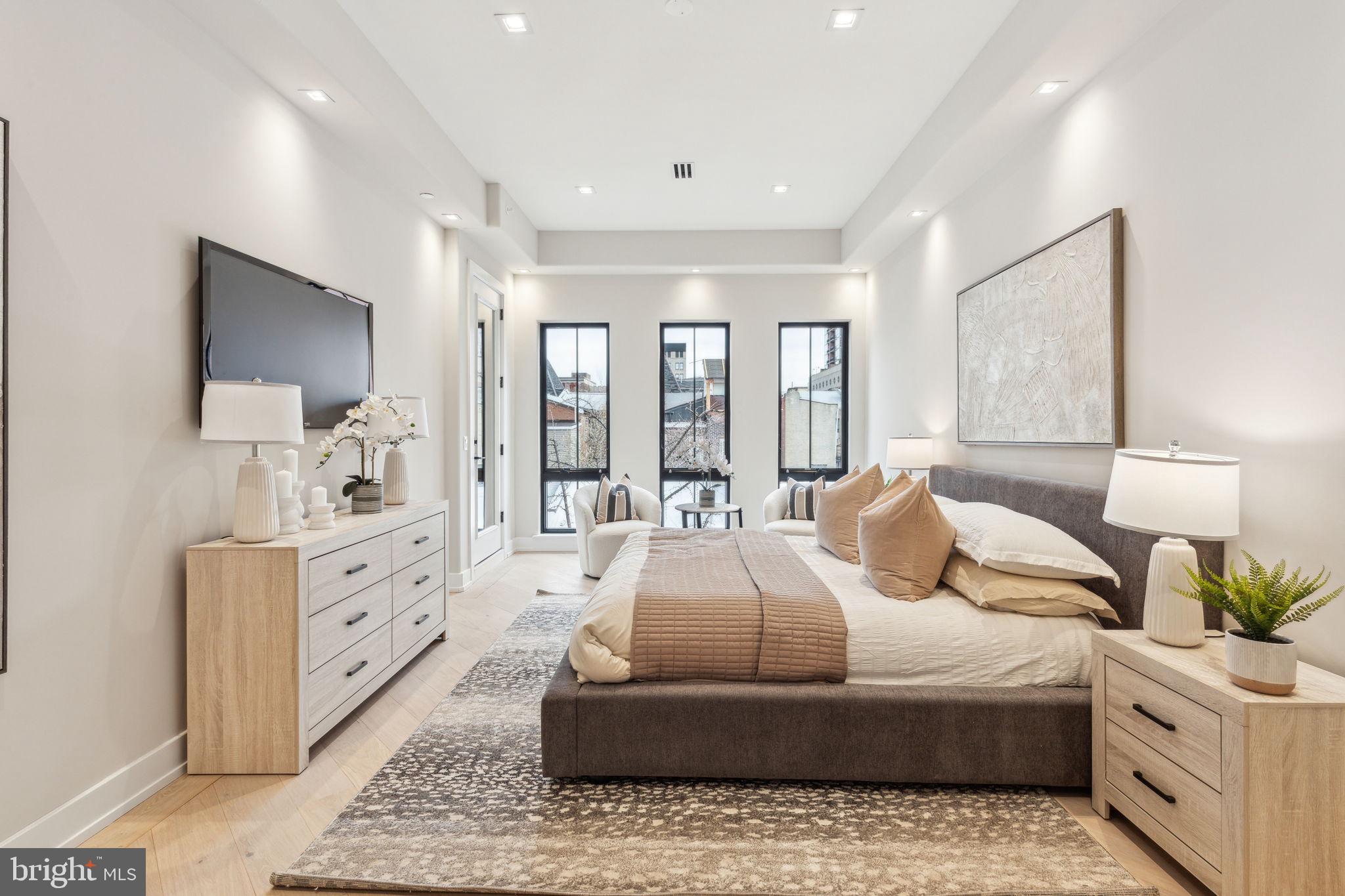 RITTENHOUSE SQUARE - Residential