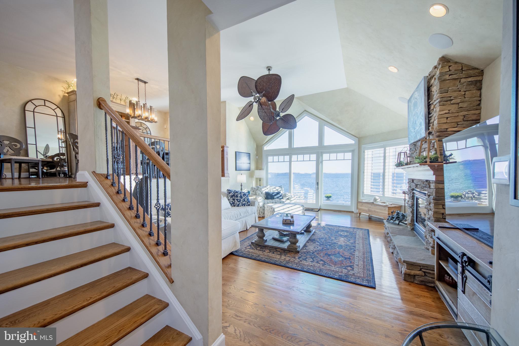 NARROWS POINTE - Residential