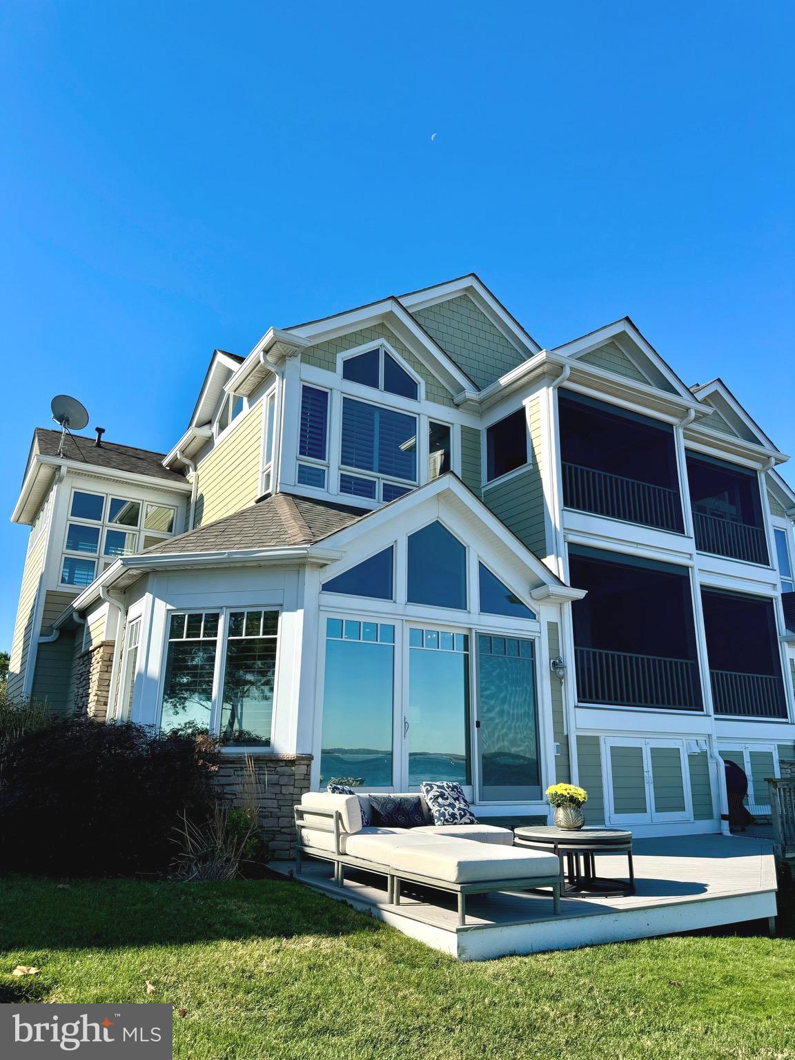 NARROWS POINTE - Residential