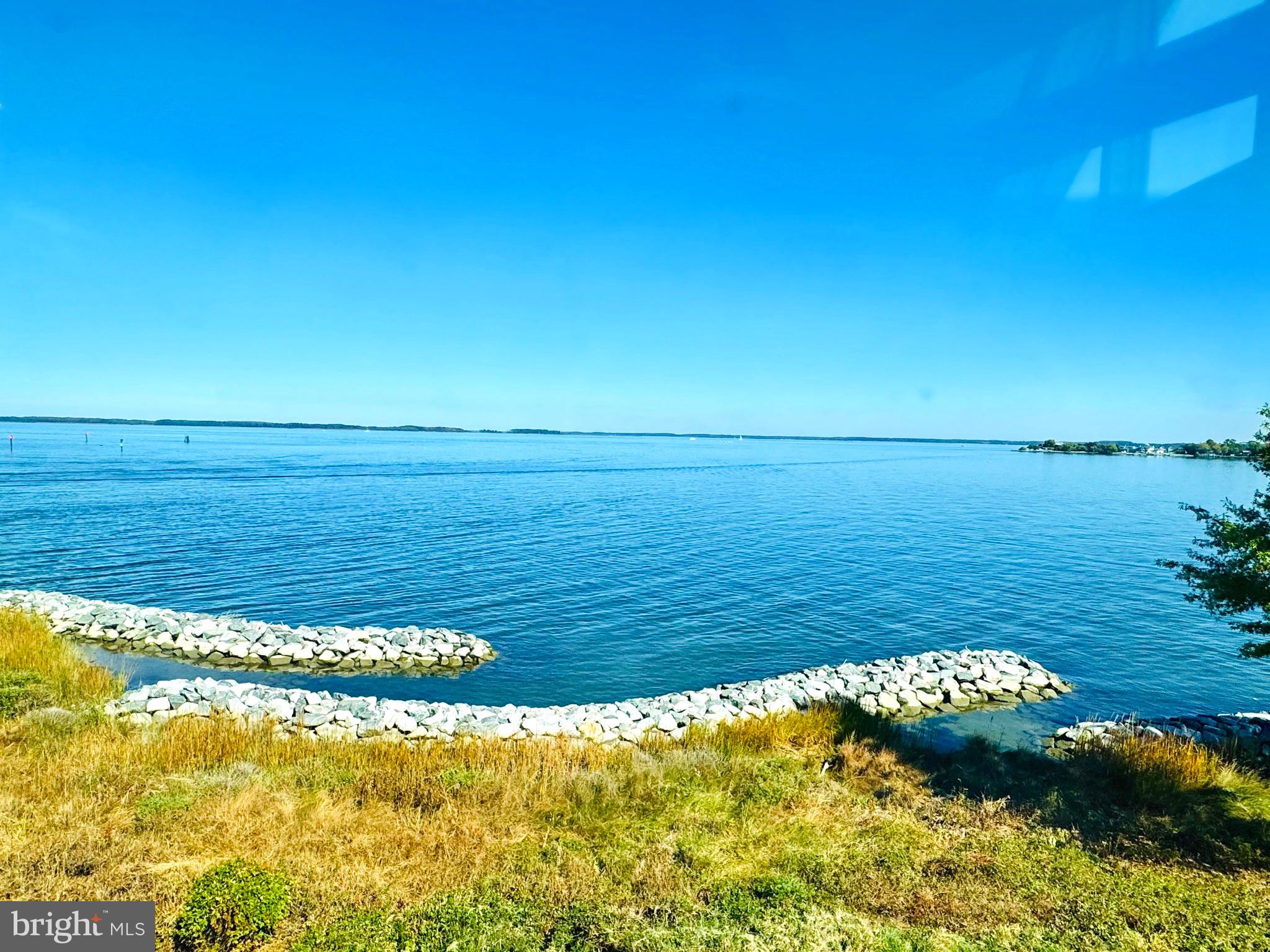 NARROWS POINTE - Residential