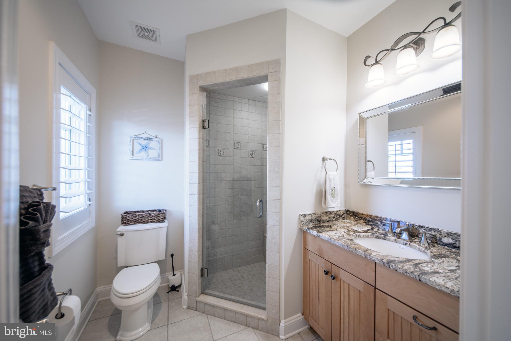 NARROWS POINTE - Residential