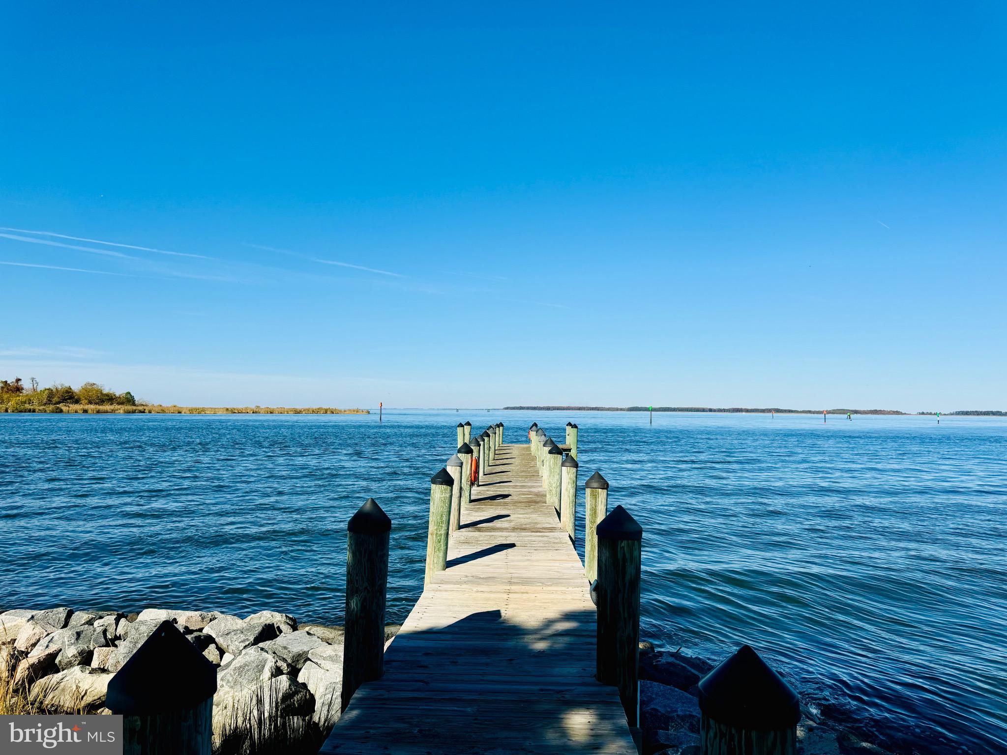 NARROWS POINTE - Residential