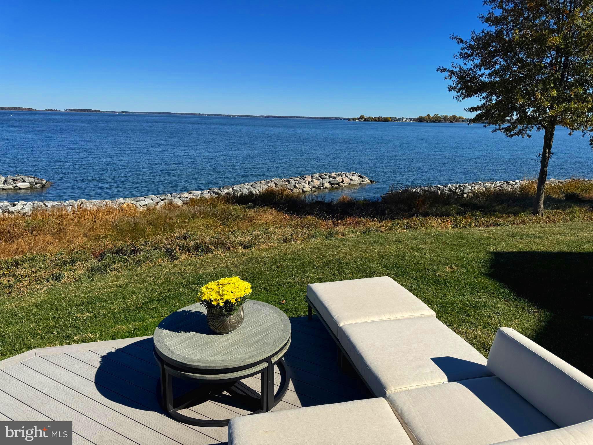 NARROWS POINTE - Residential