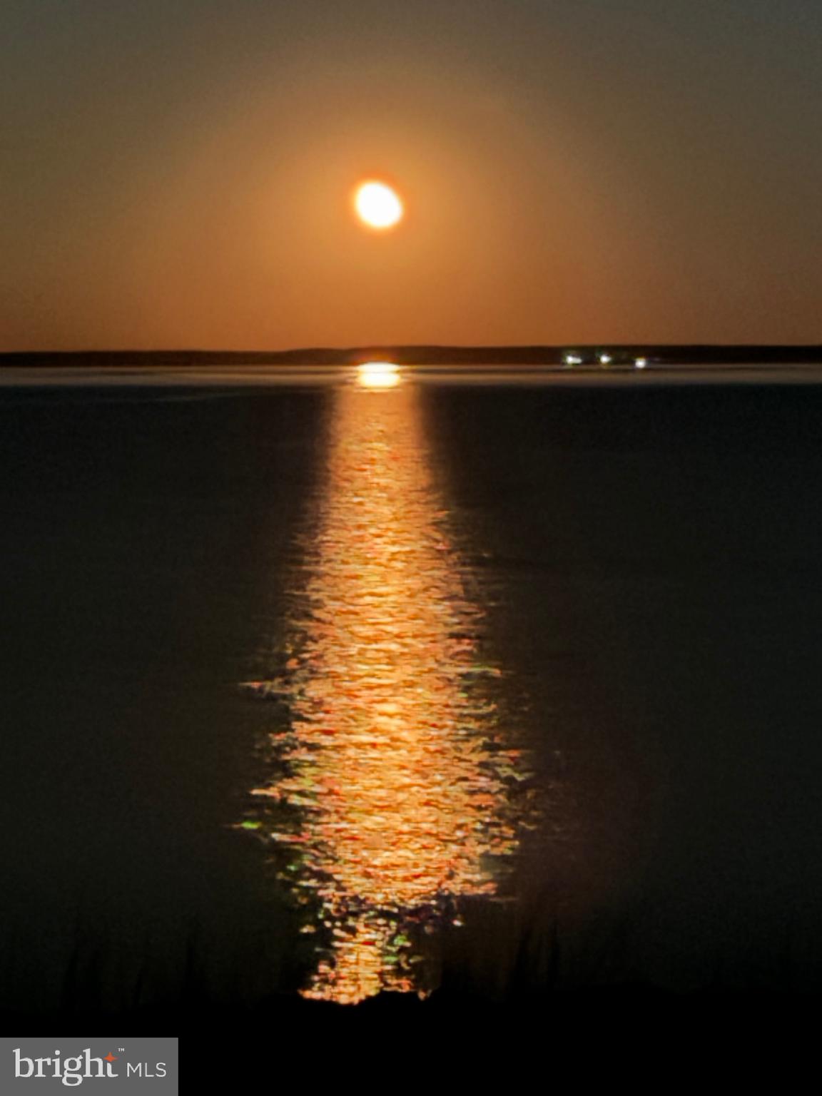 NARROWS POINTE - Residential