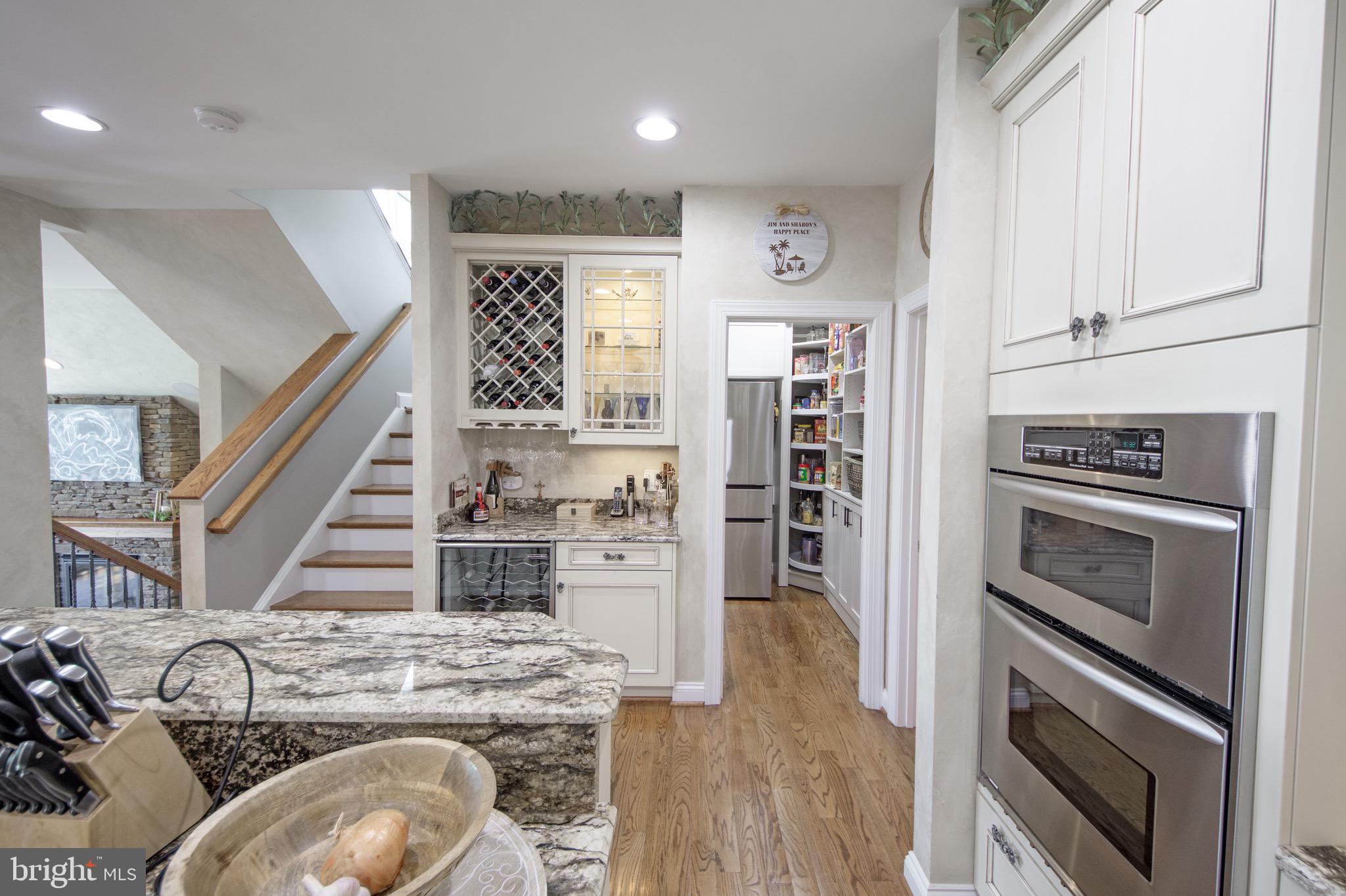 NARROWS POINTE - Residential