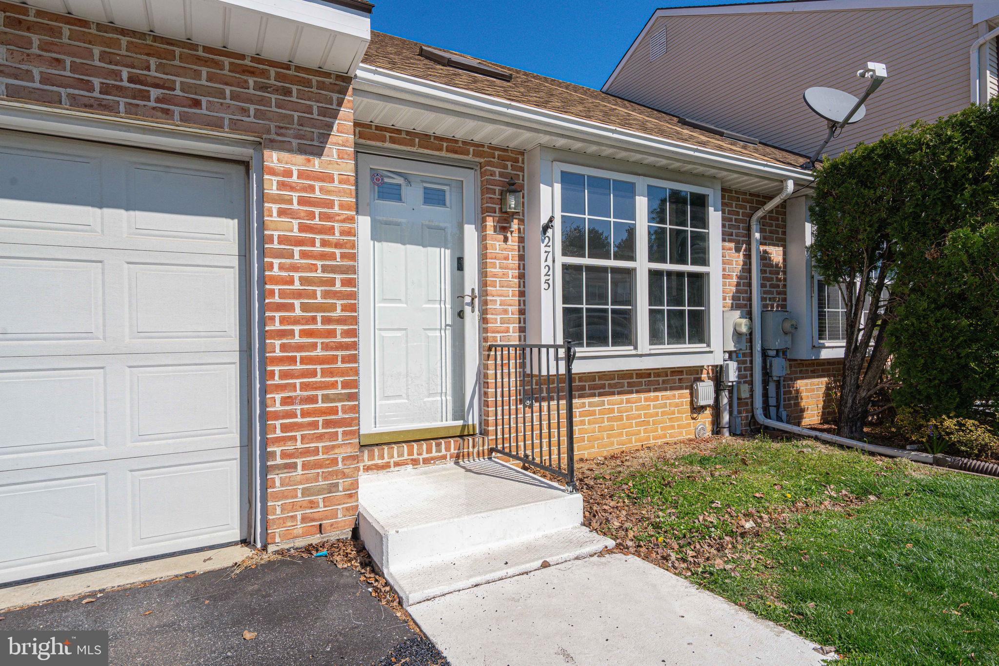 VICTORIA SQUARE - Residential