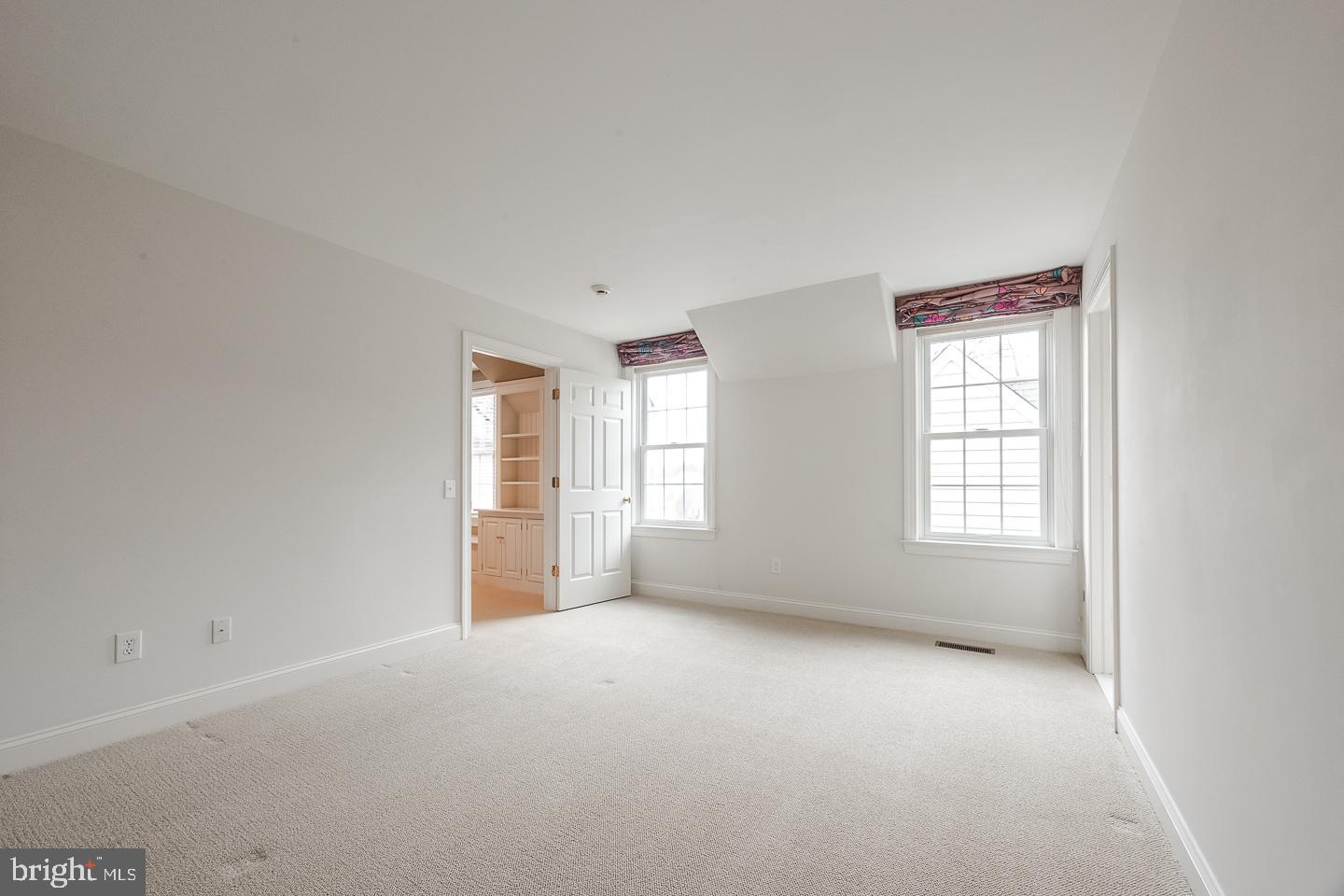 APPLEBROOK - Residential