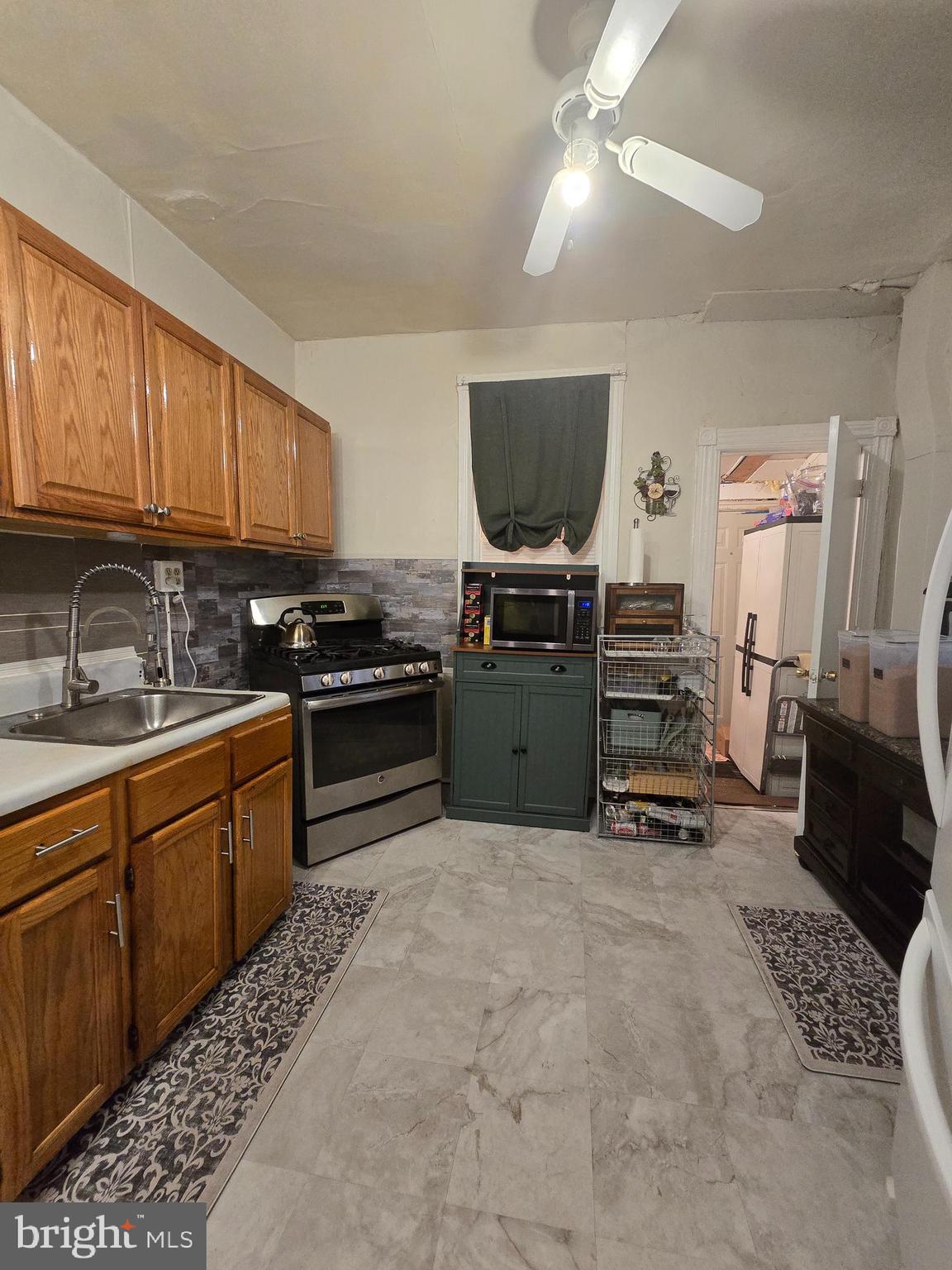 WEST PHILADELPHIA - Residential