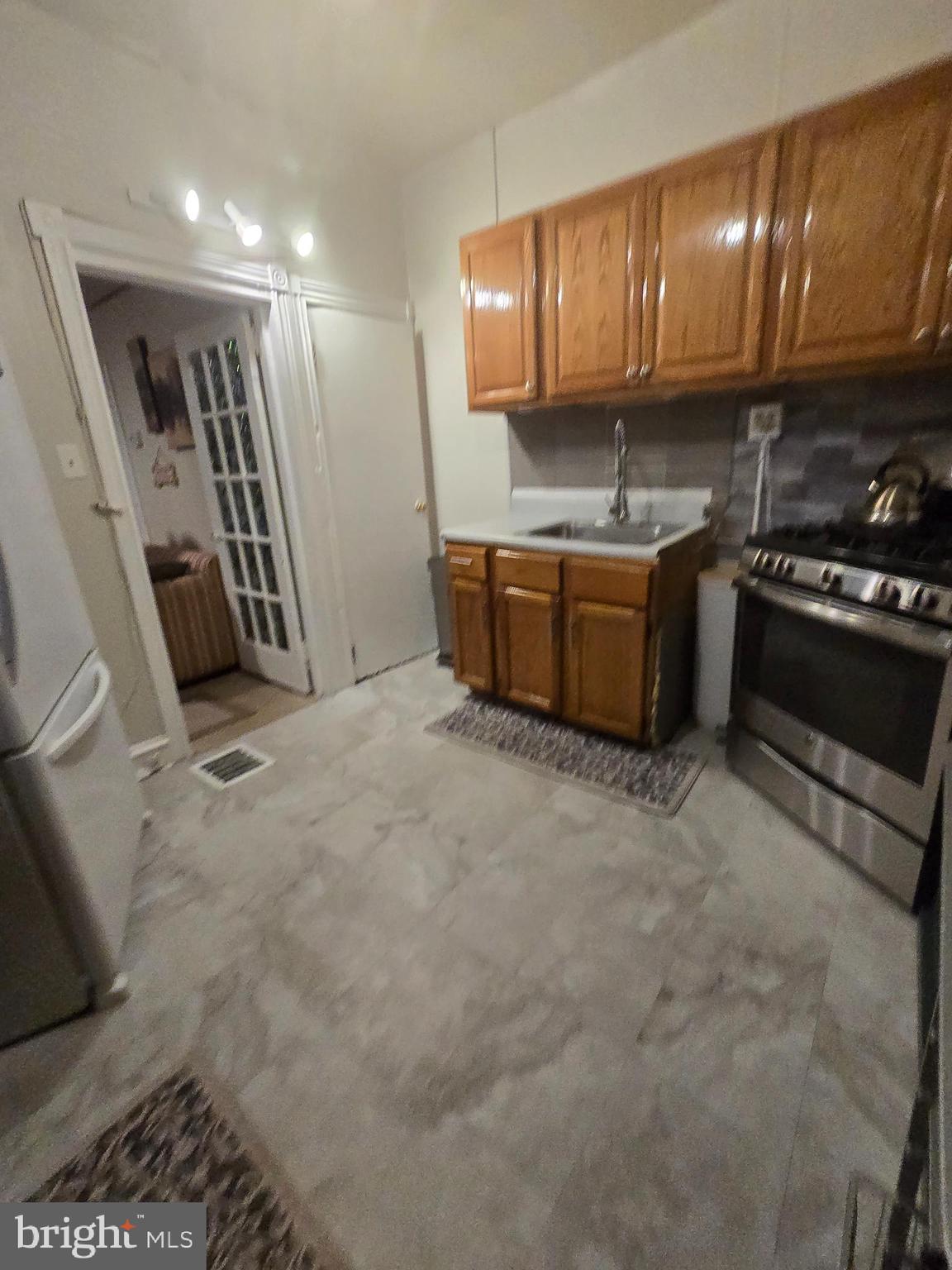 WEST PHILADELPHIA - Residential