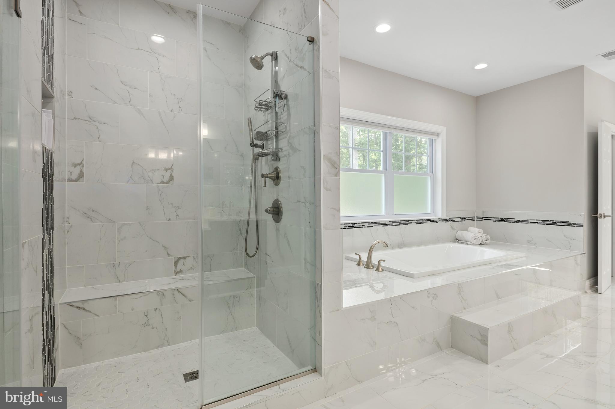 FORT HUNT - Residential