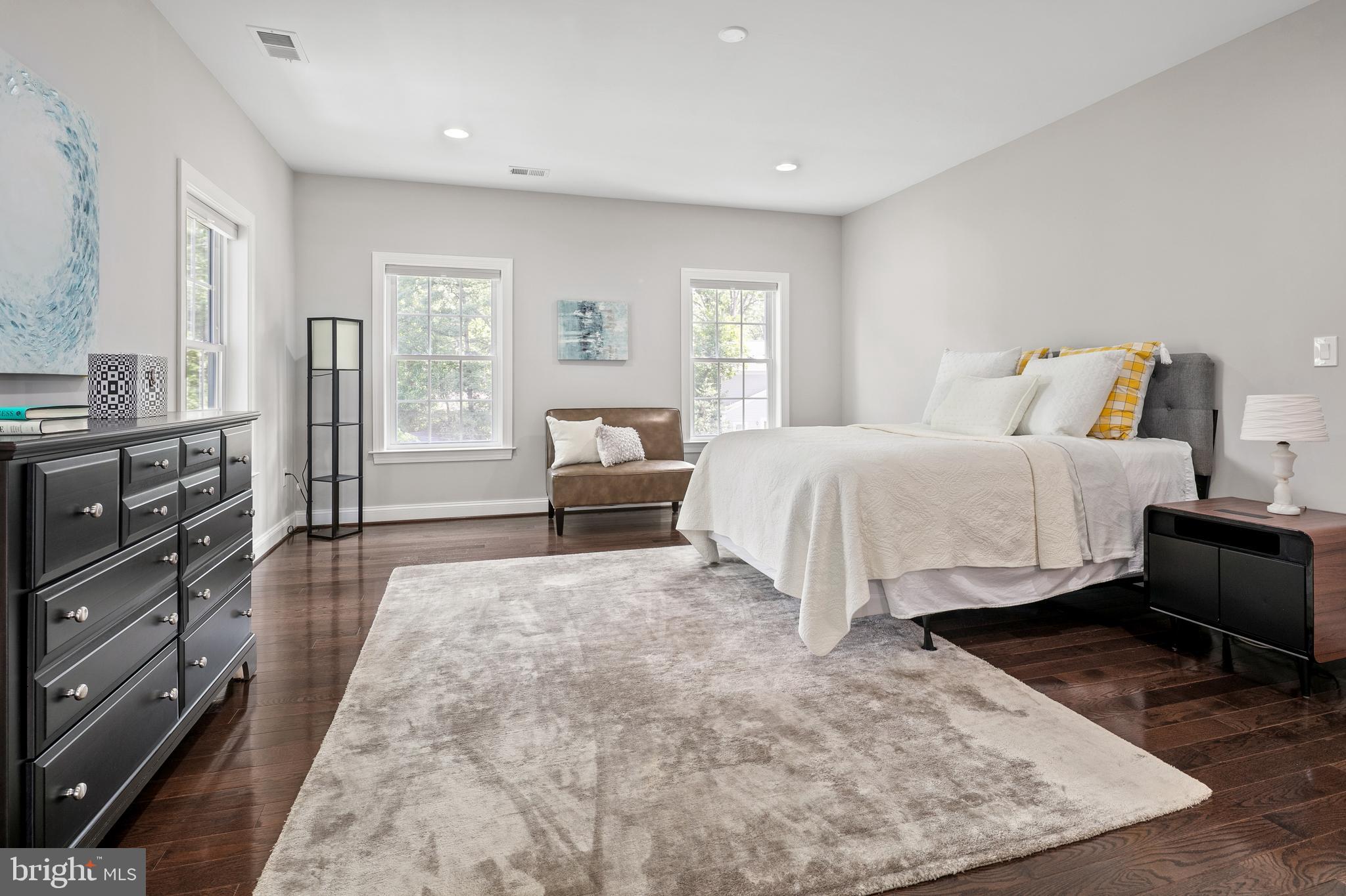 FORT HUNT - Residential