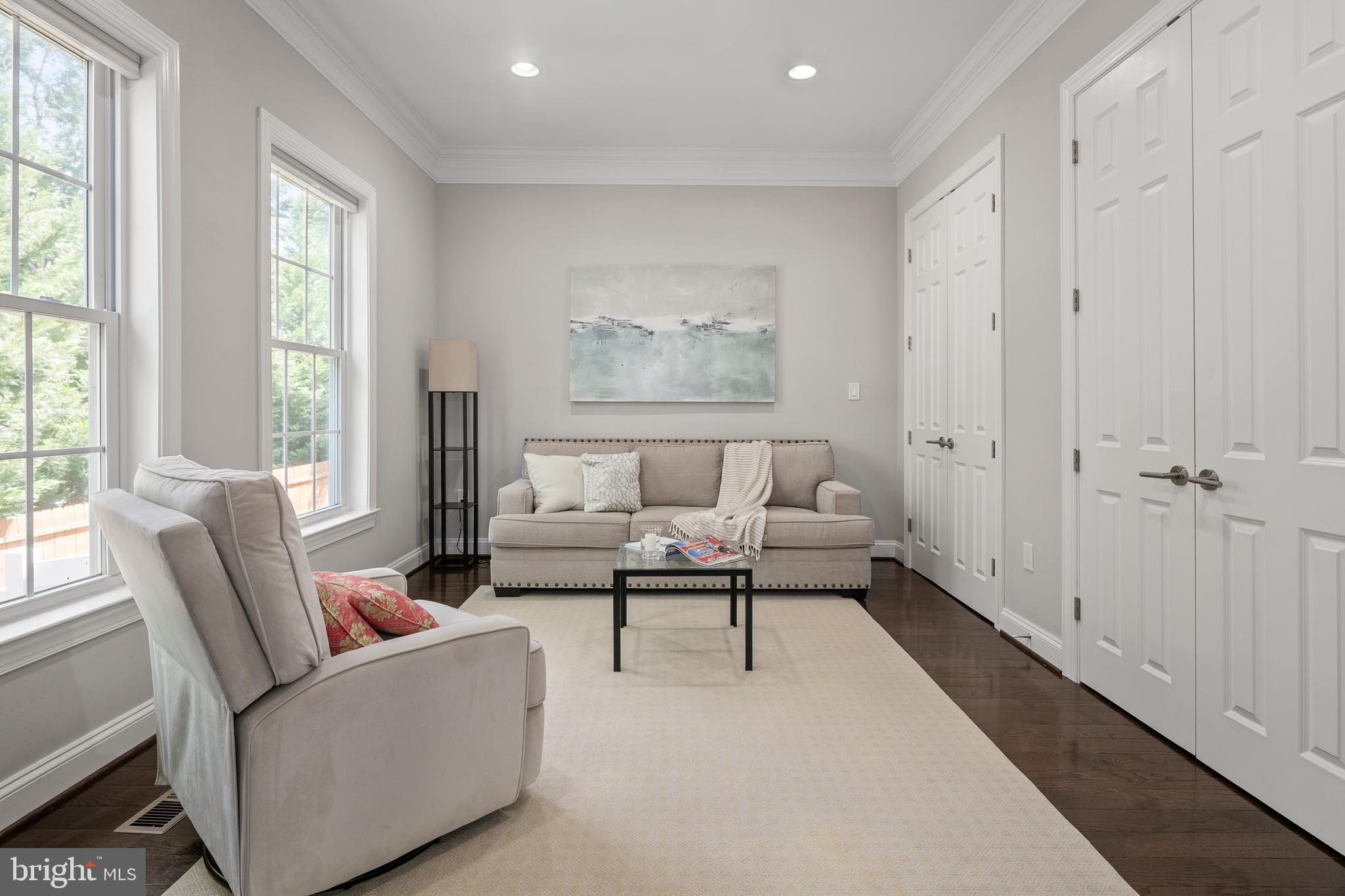 FORT HUNT - Residential