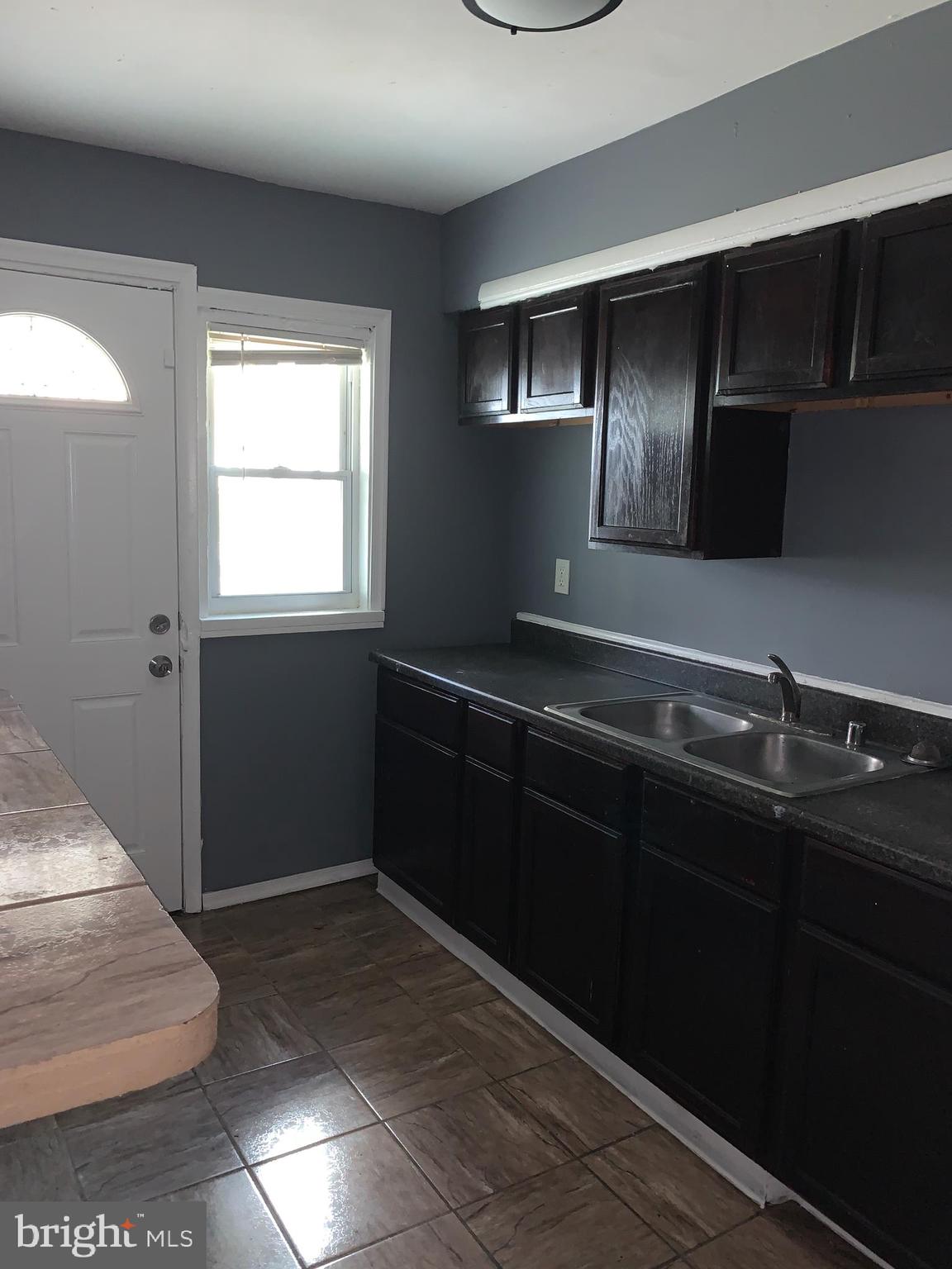 FRANKLINTOWN ROAD - Residential