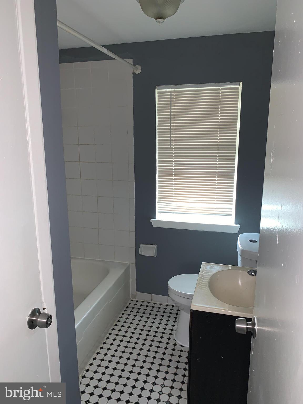 FRANKLINTOWN ROAD - Residential