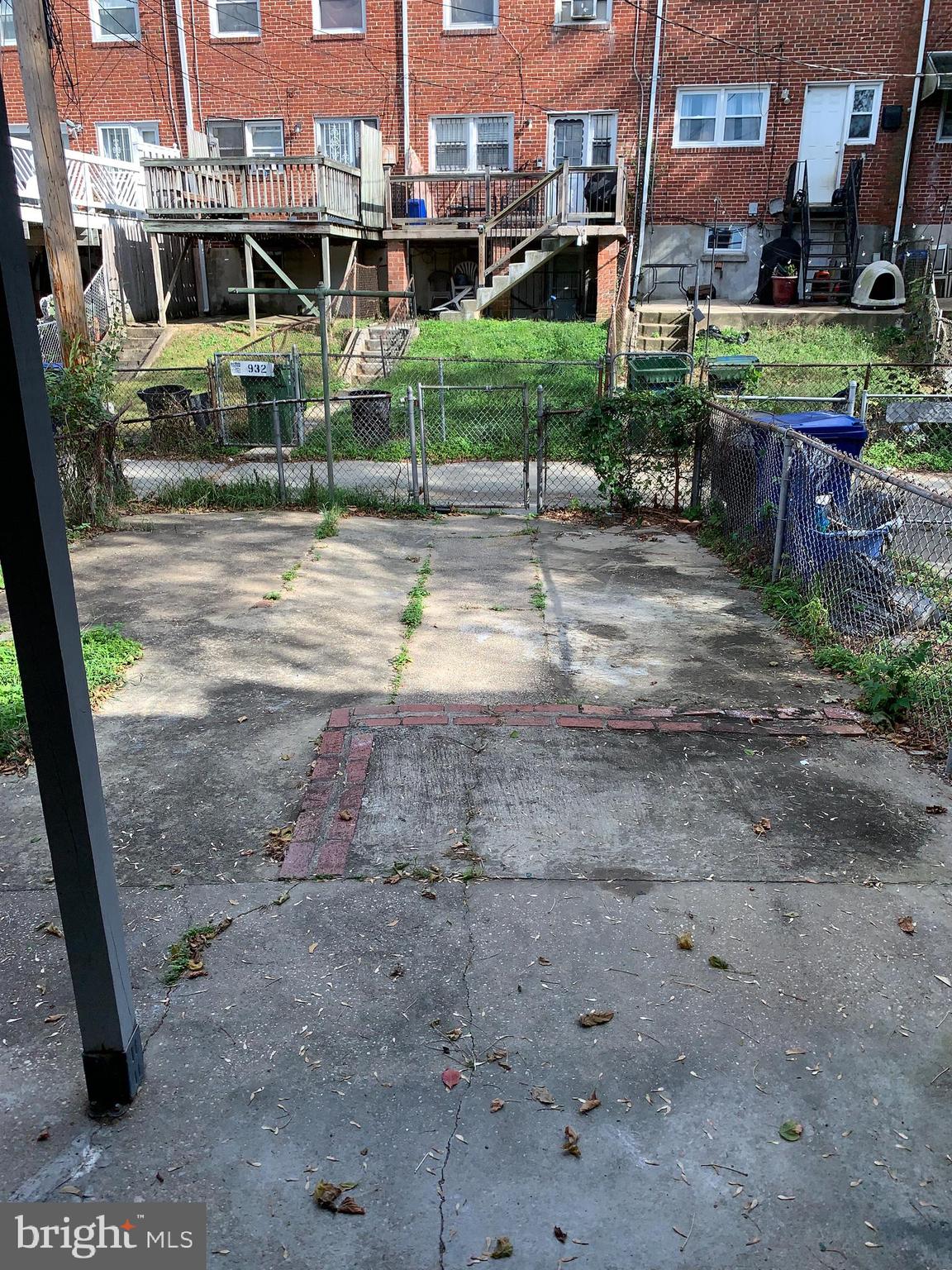 FRANKLINTOWN ROAD - Residential