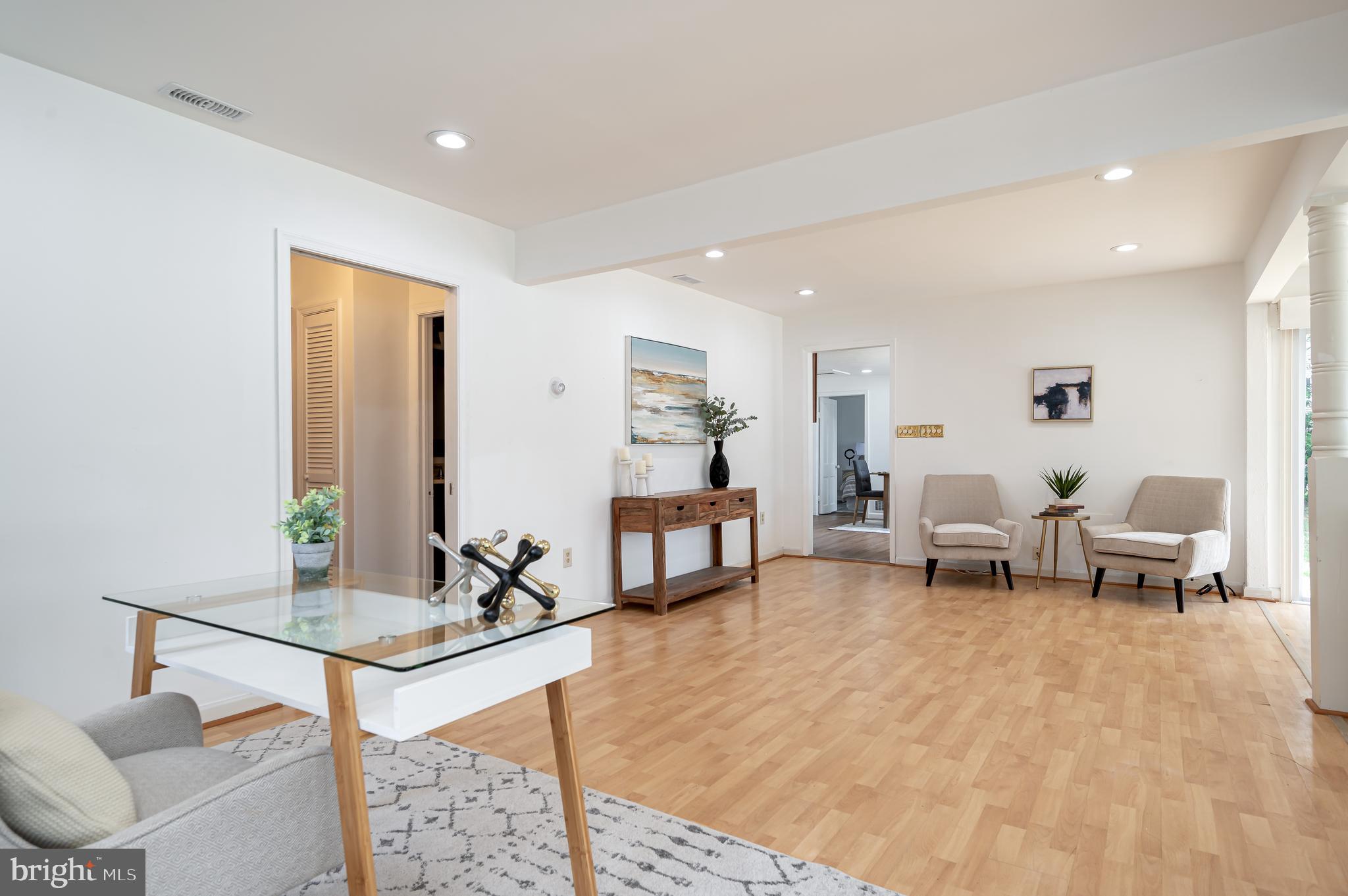 DOGWOOD LODGE - Residential