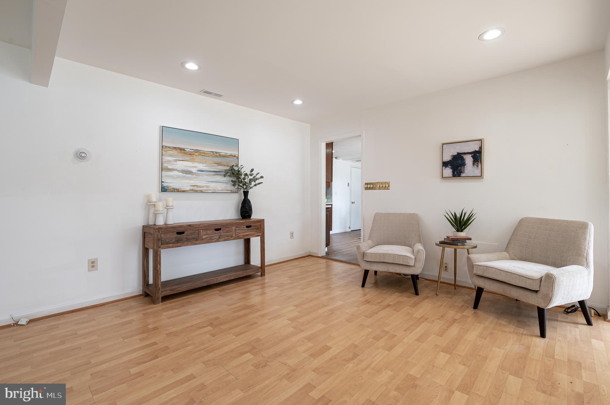 DOGWOOD LODGE - Residential