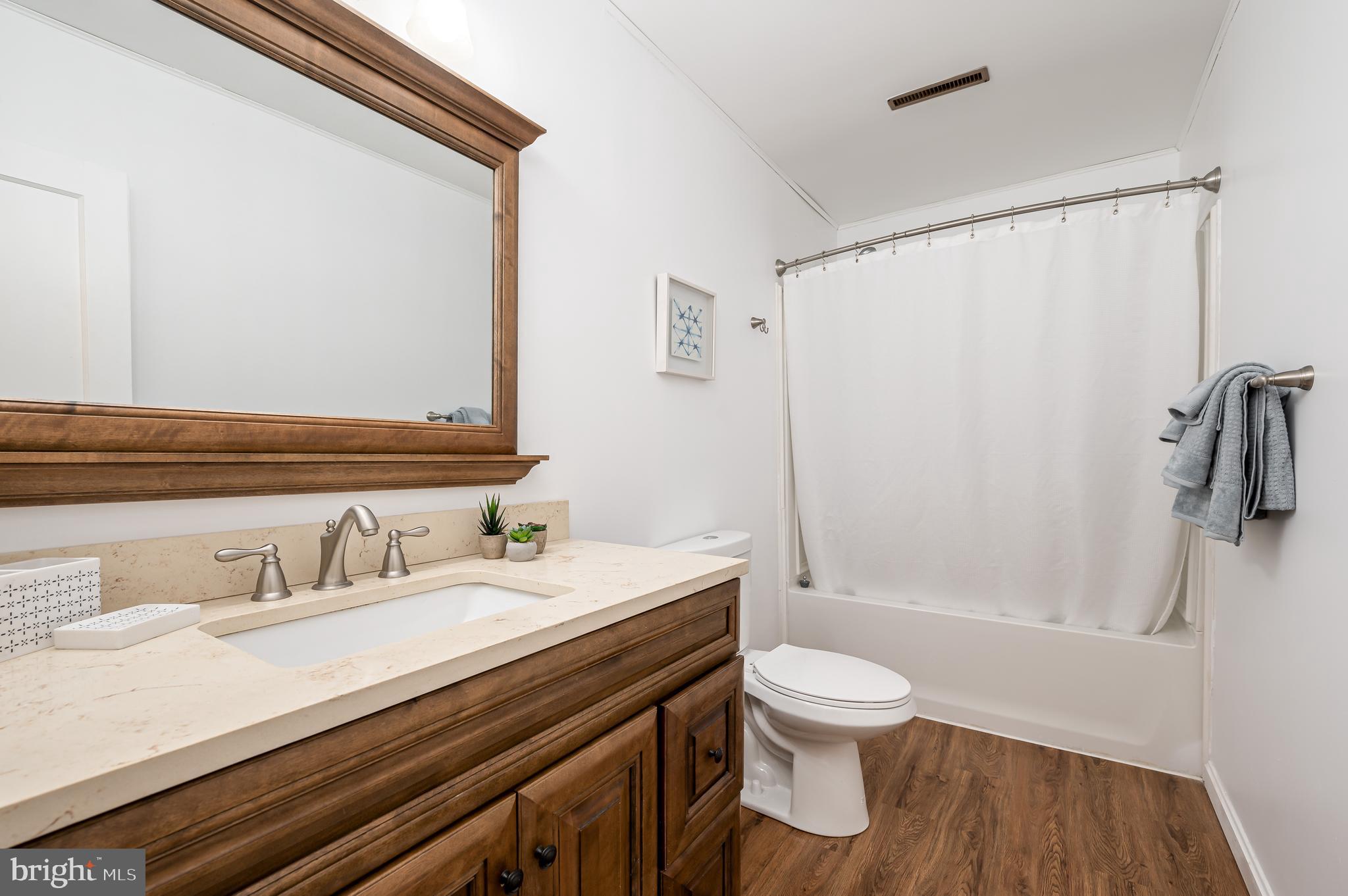 DOGWOOD LODGE - Residential