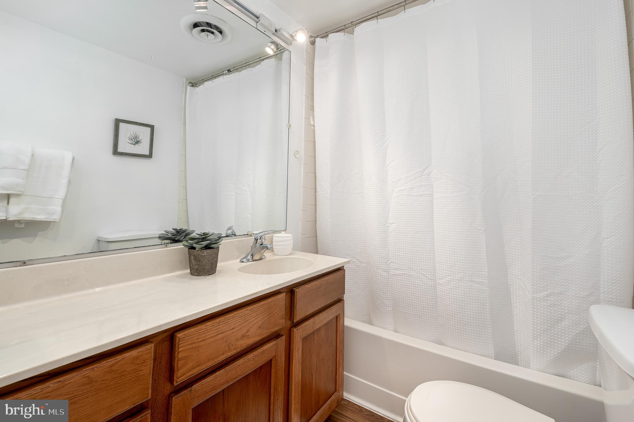 DOGWOOD LODGE - Residential