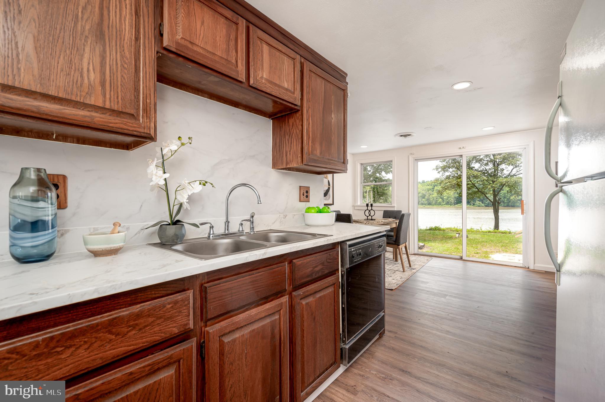 DOGWOOD LODGE - Residential