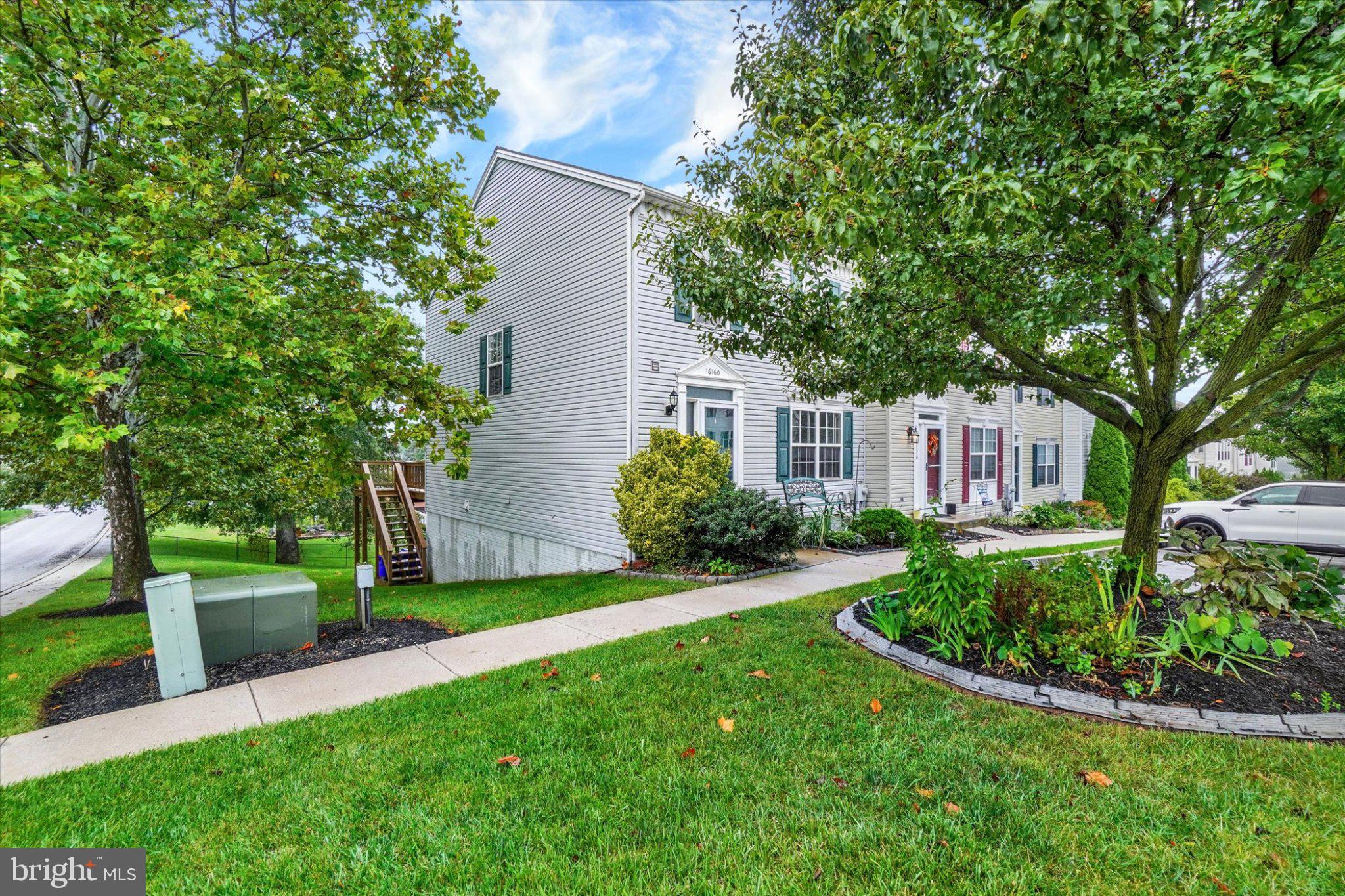 16160 SHERWIN COURT