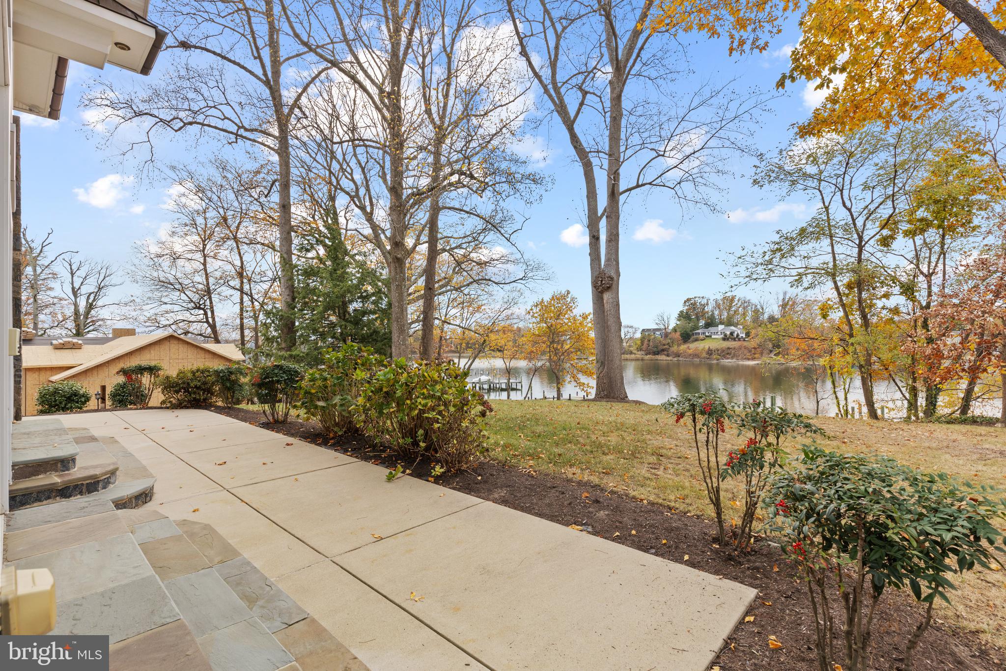 NORTH SHORE - Residential