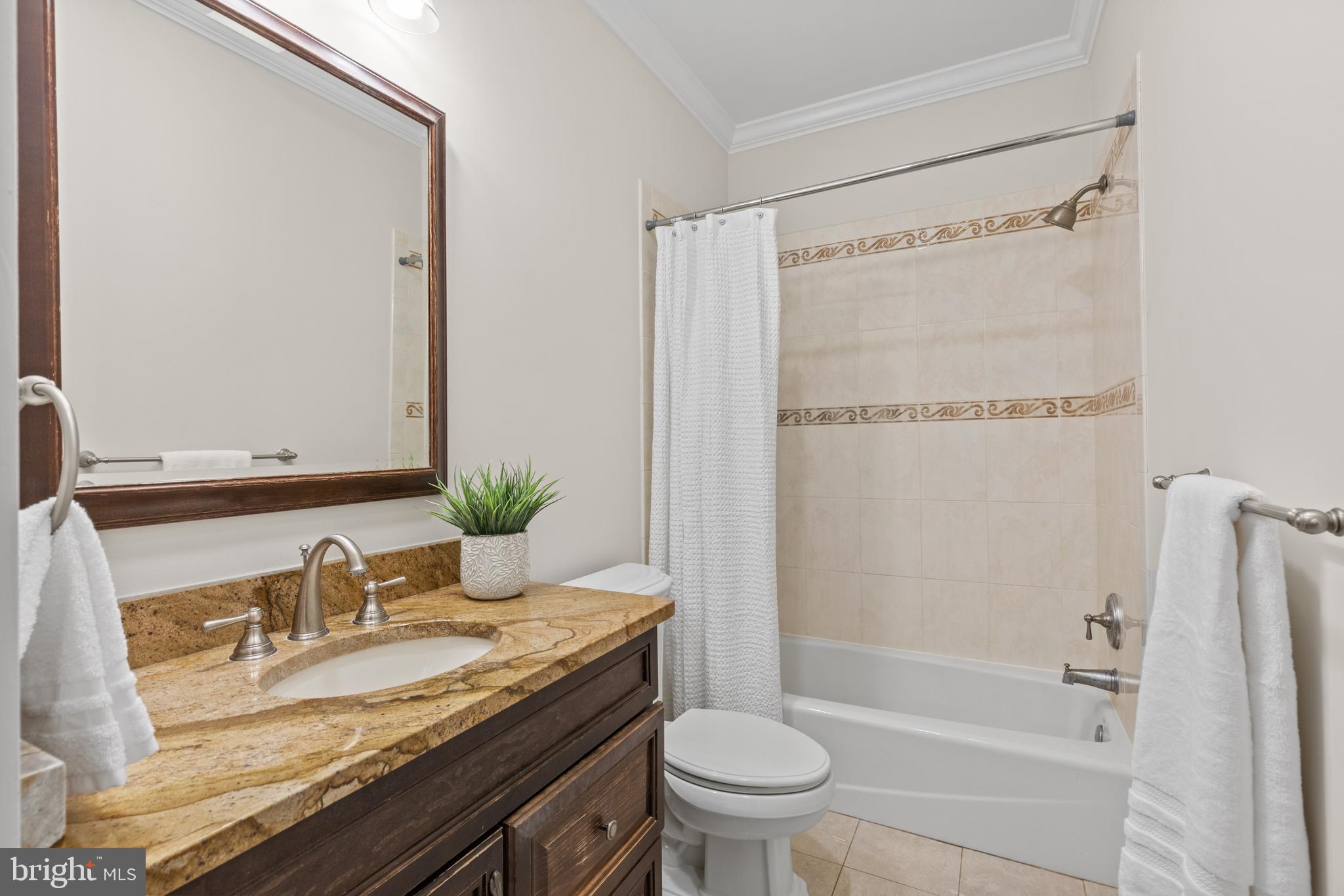 NORTH SHORE - Residential