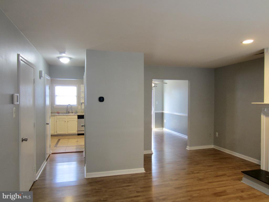 SUNNINGDALE MEADOWS - Residential