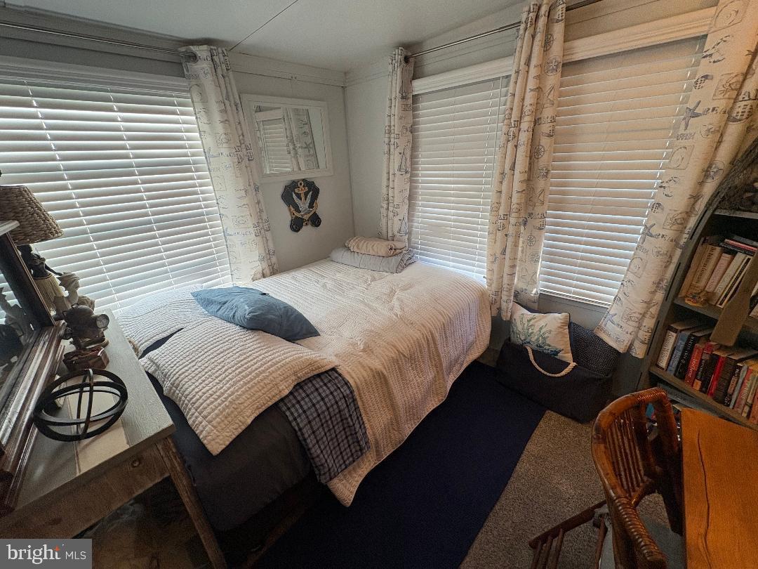 WHITE HORSE PARK I - Residential