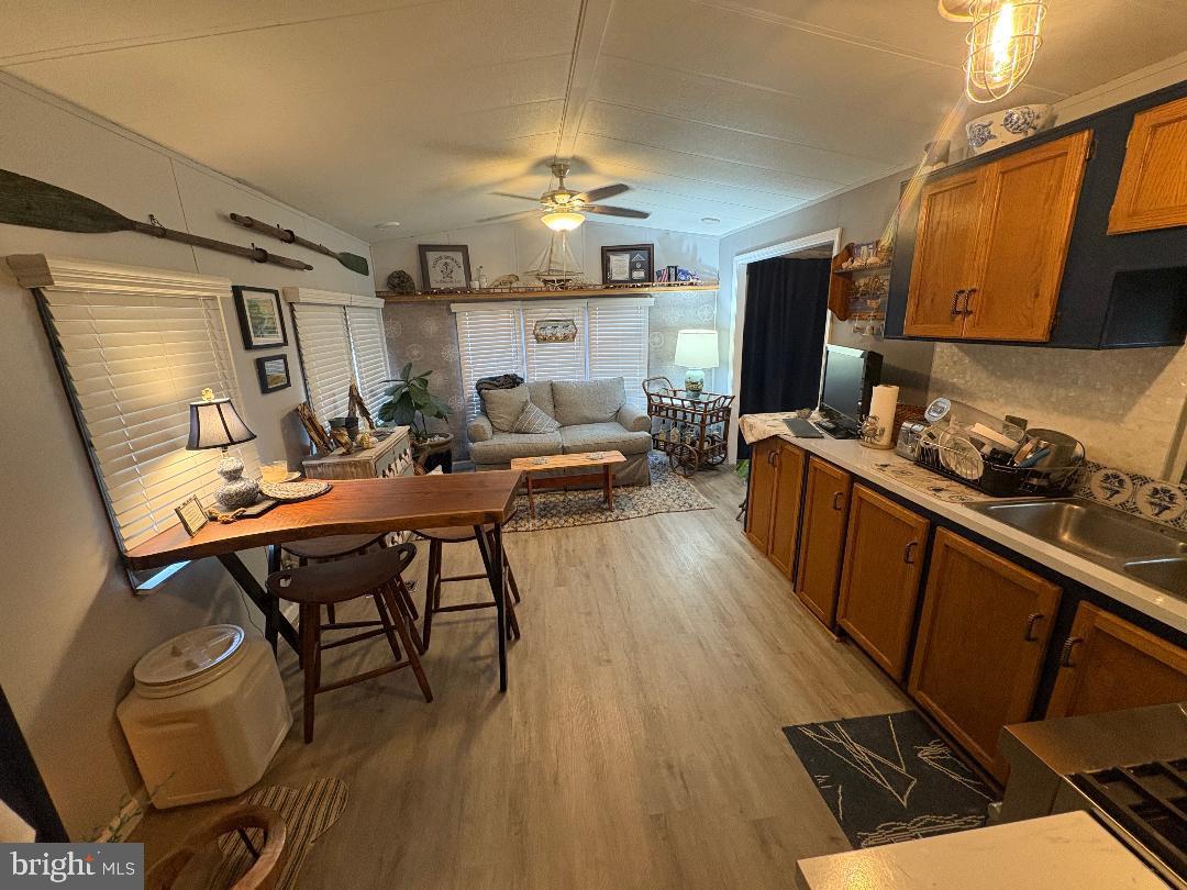 WHITE HORSE PARK I - Residential