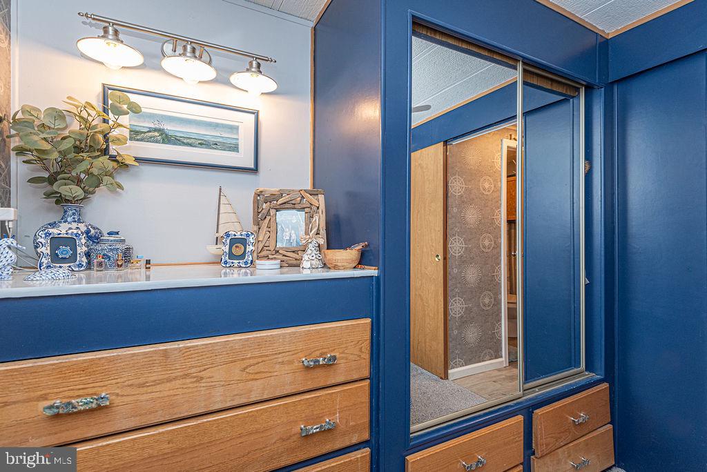 WHITE HORSE PARK I - Residential