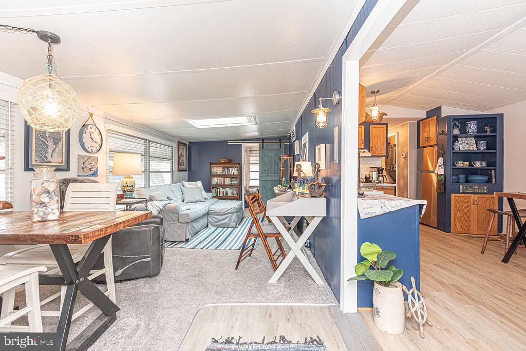 WHITE HORSE PARK I - Residential