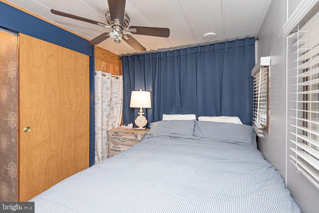 WHITE HORSE PARK I - Residential