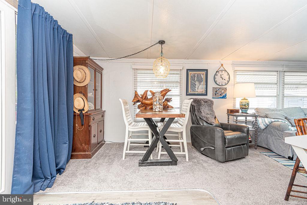 WHITE HORSE PARK I - Residential