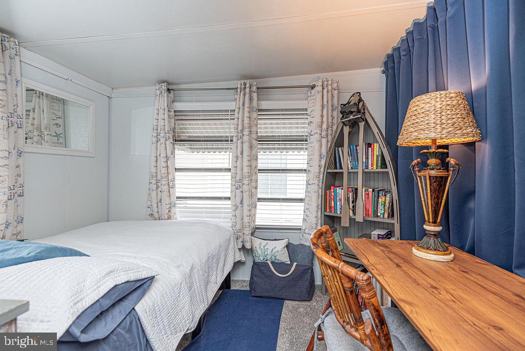 WHITE HORSE PARK I - Residential