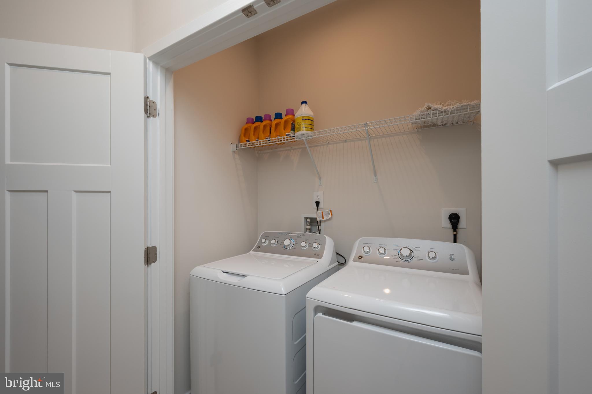 FOXWOOD RIDGE - Residential