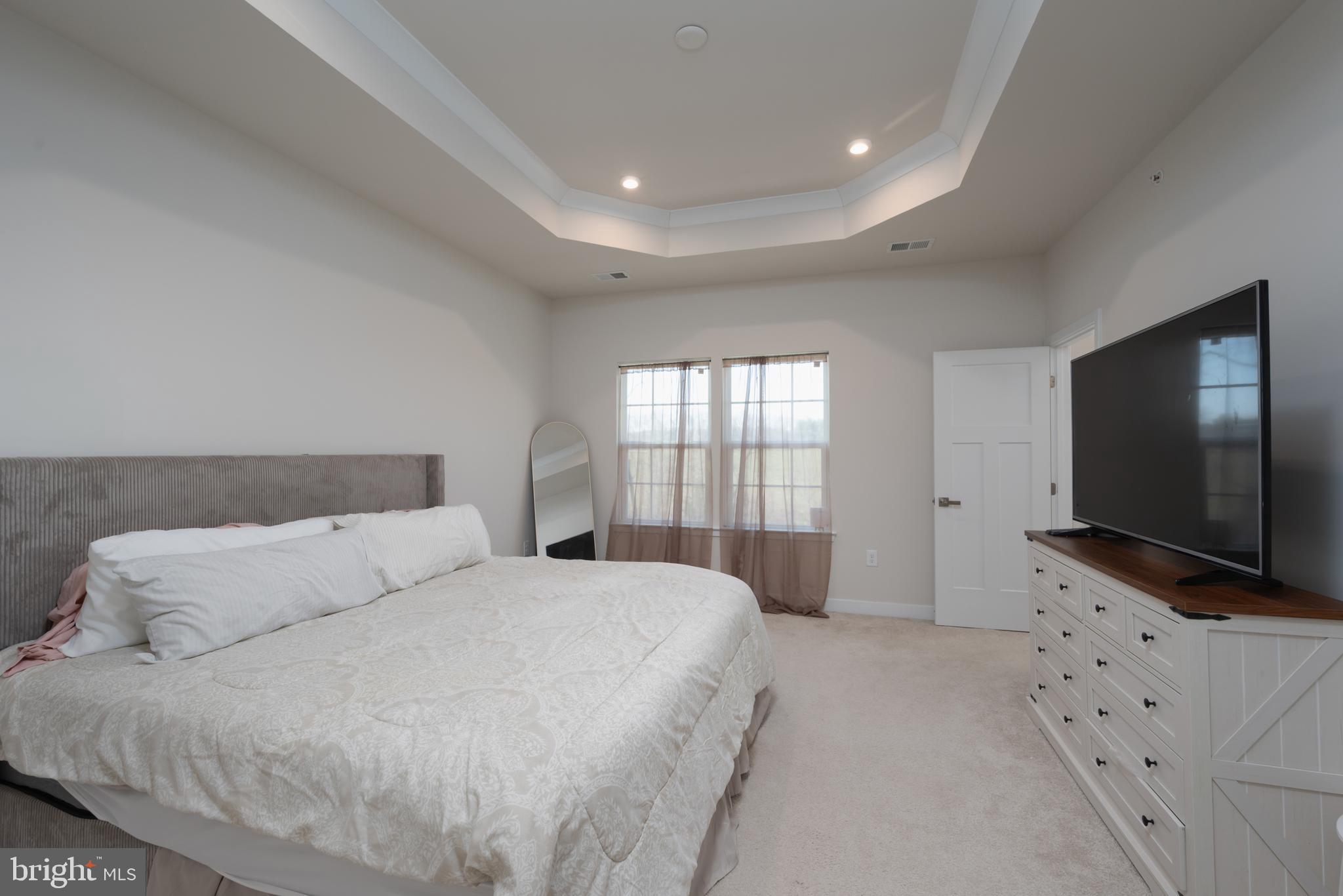 FOXWOOD RIDGE - Residential