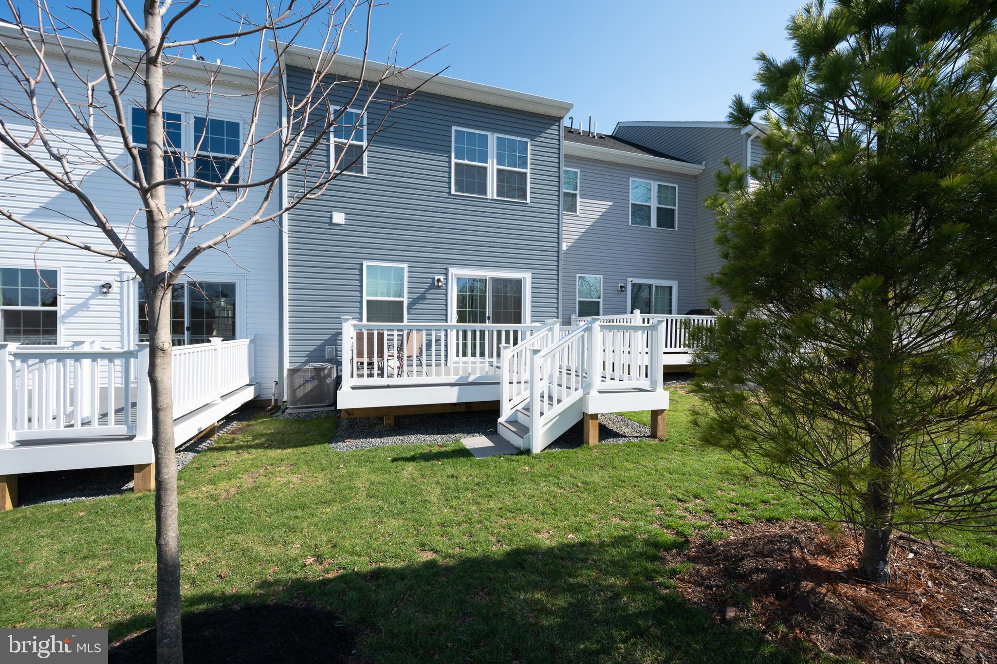 FOXWOOD RIDGE - Residential