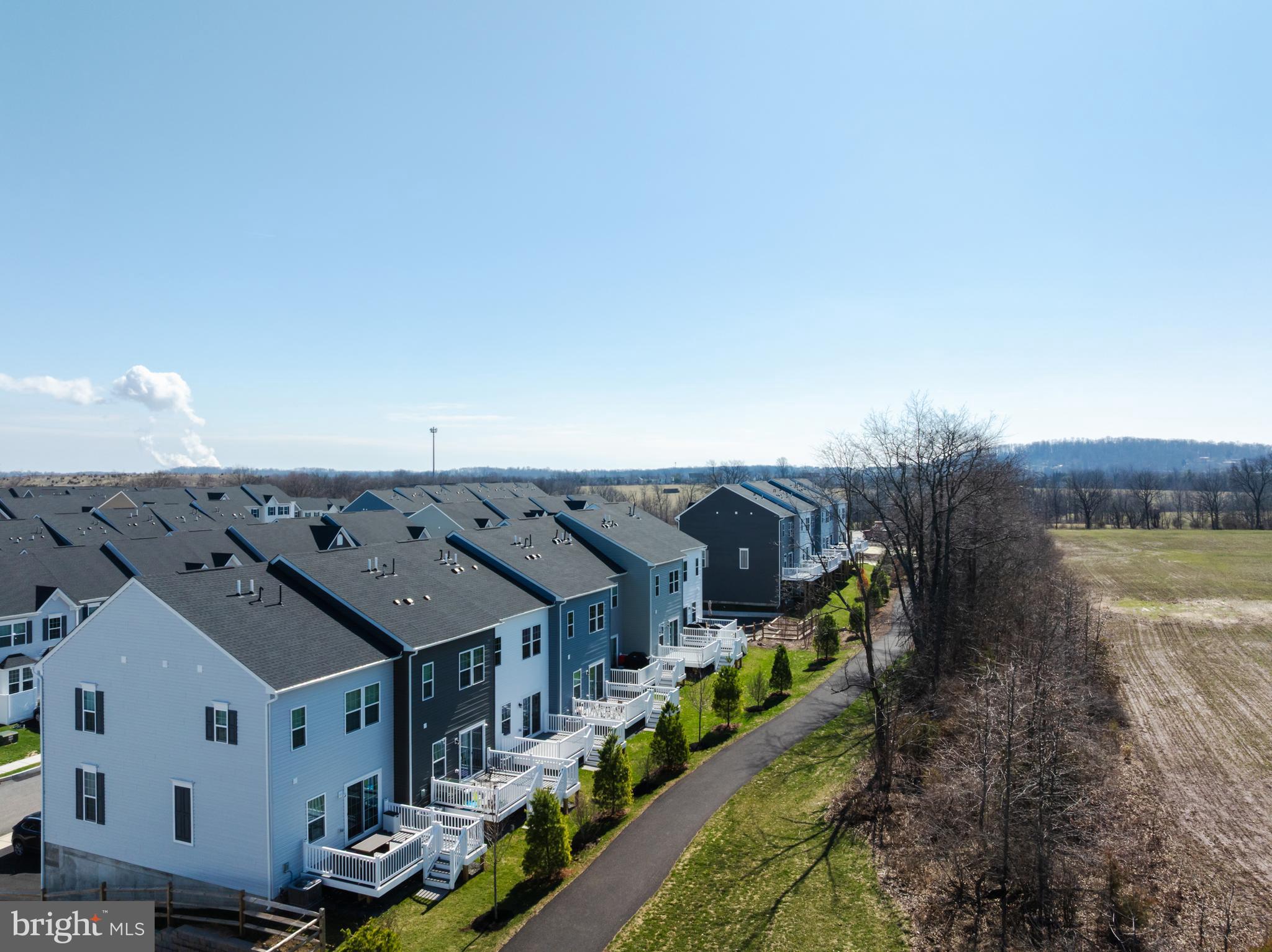 FOXWOOD RIDGE - Residential