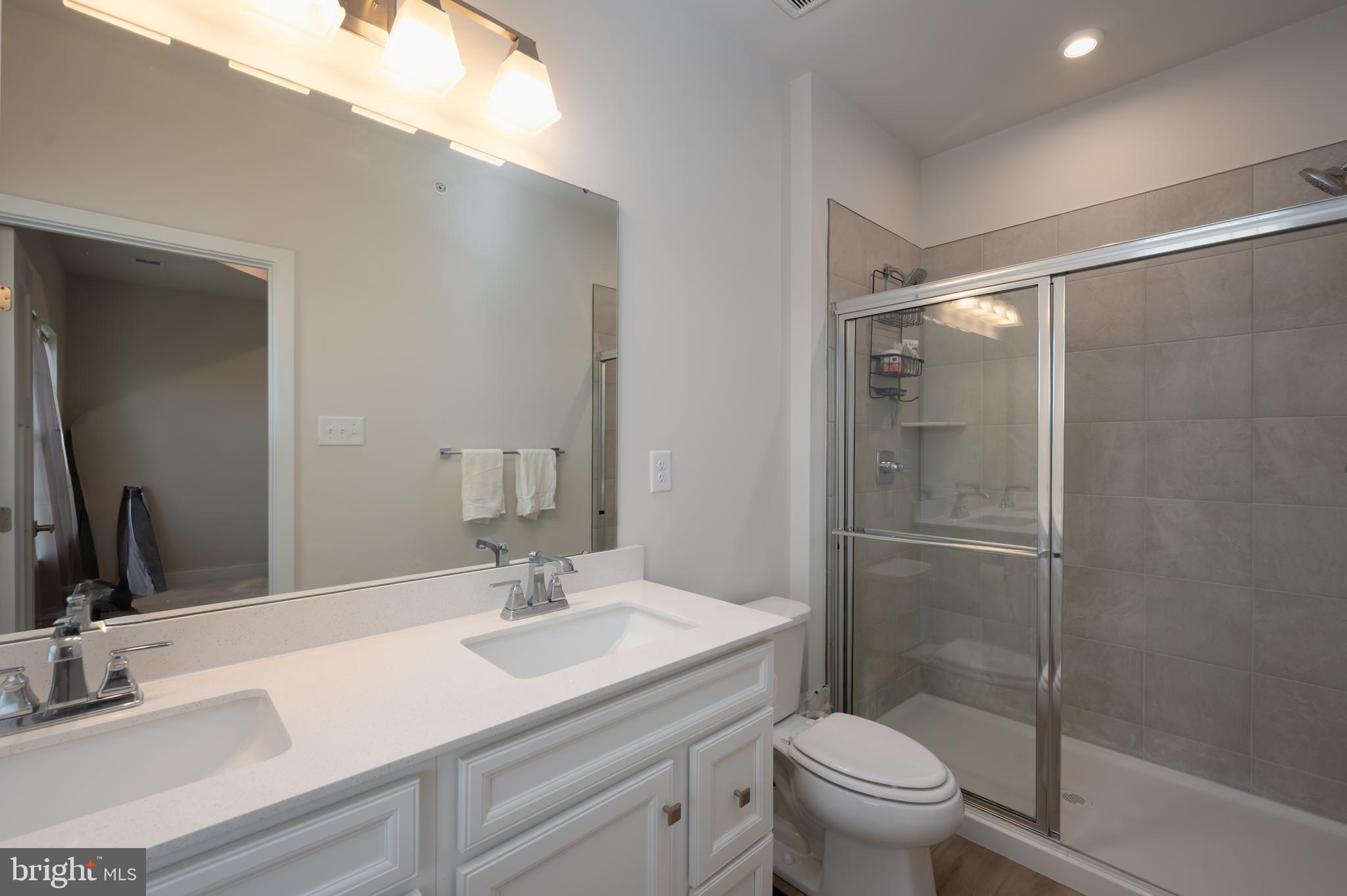 FOXWOOD RIDGE - Residential