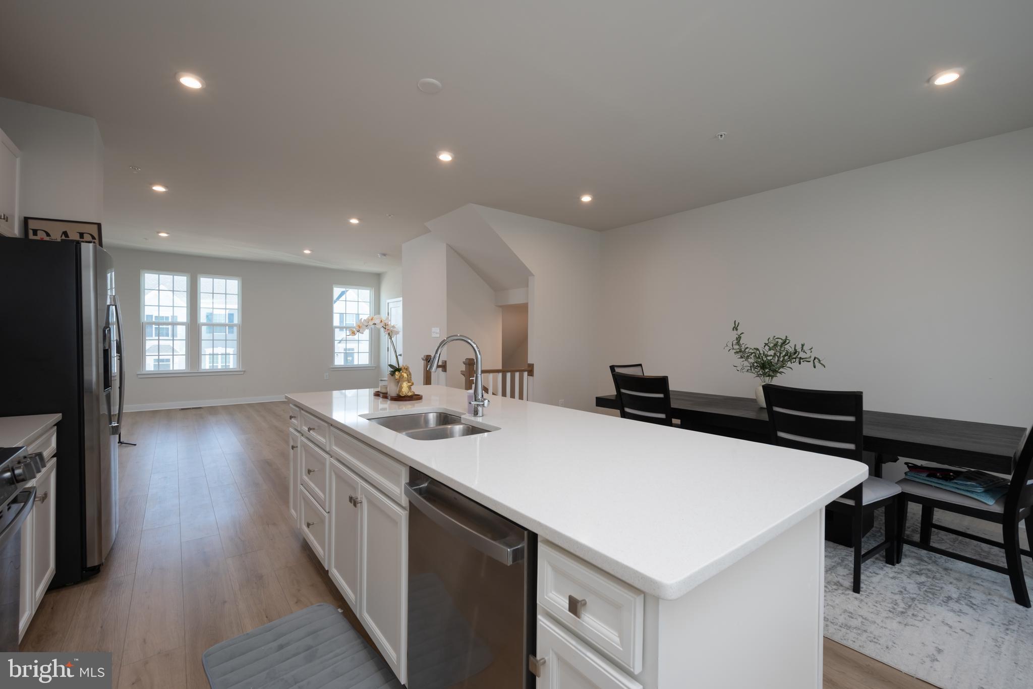 FOXWOOD RIDGE - Residential