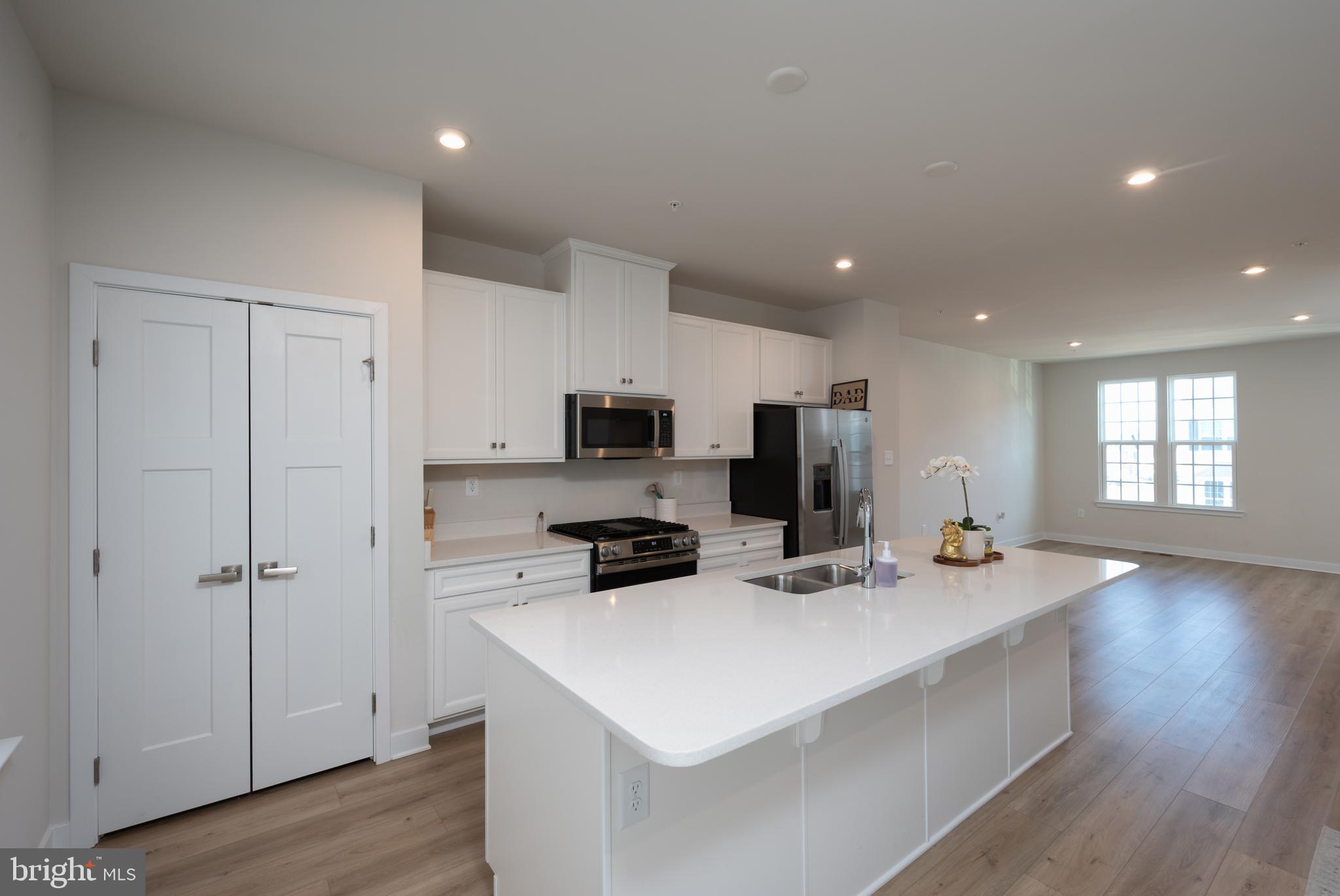 FOXWOOD RIDGE - Residential