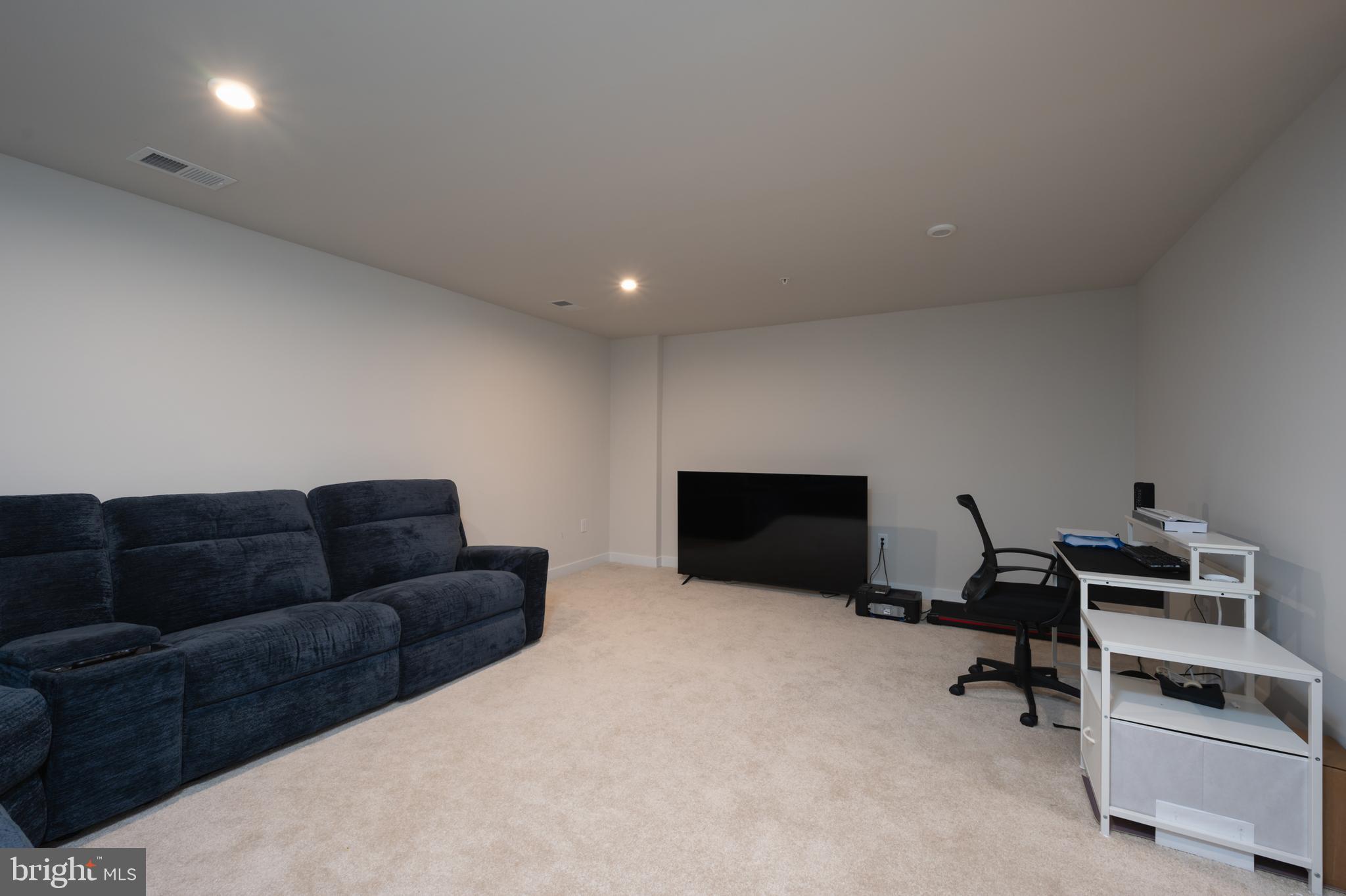 FOXWOOD RIDGE - Residential