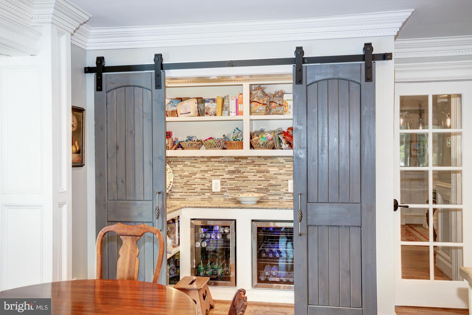 WILLIAMSBURG GARDENS - Residential