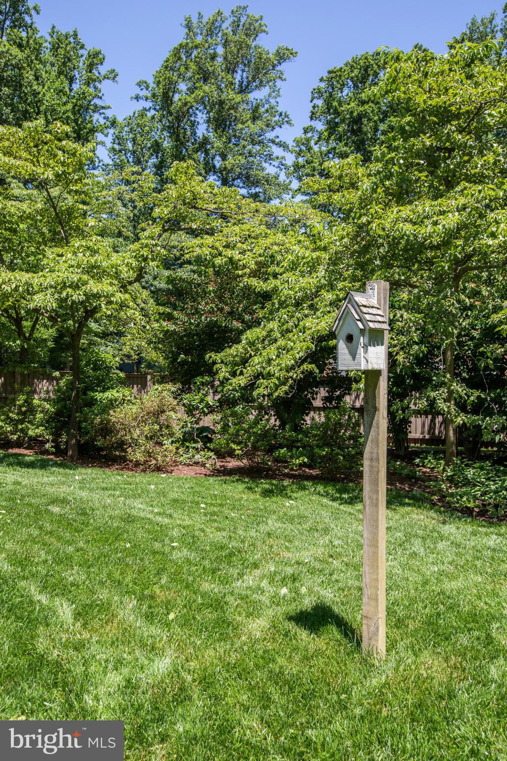 WILLIAMSBURG GARDENS - Residential