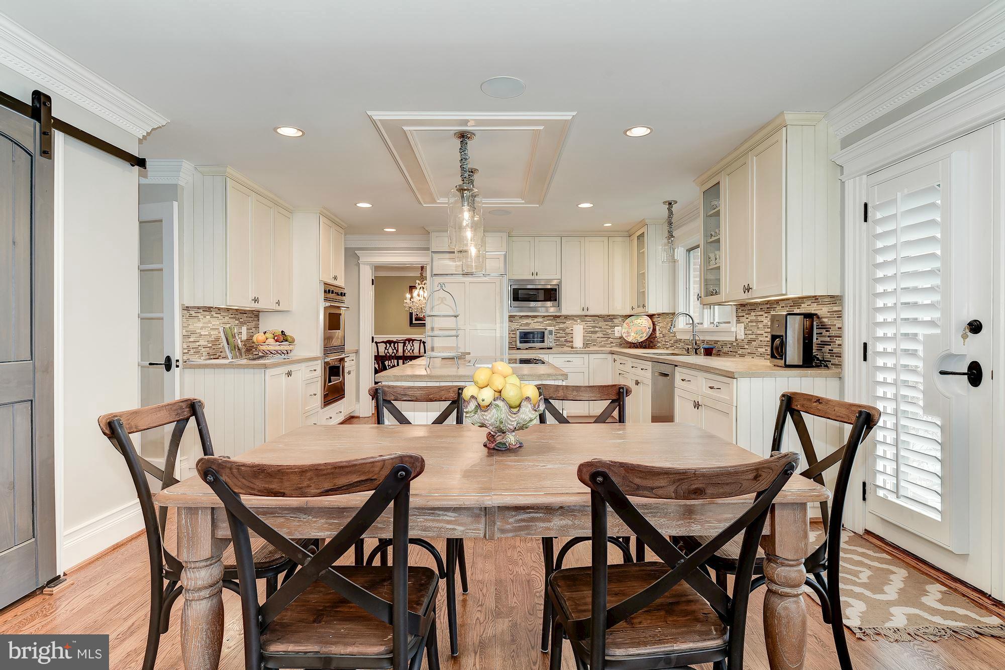 WILLIAMSBURG GARDENS - Residential