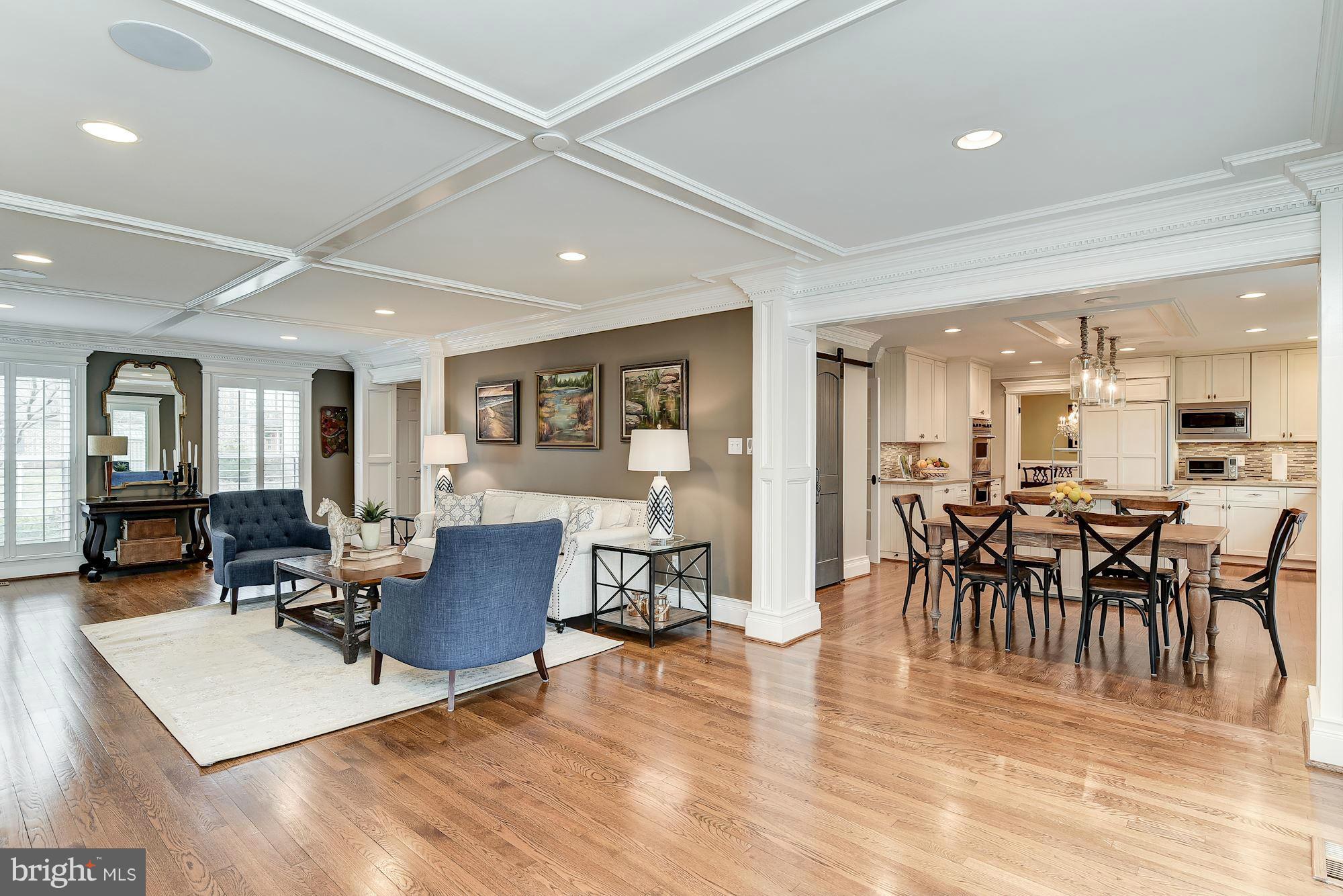 WILLIAMSBURG GARDENS - Residential